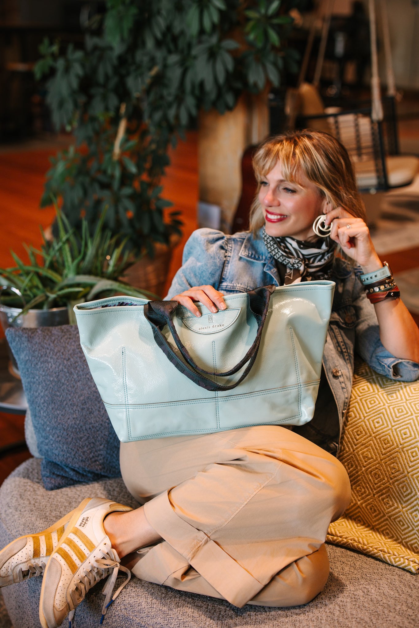 Autumn Reverie Collection | Getaway Tote | Ice Box Blue