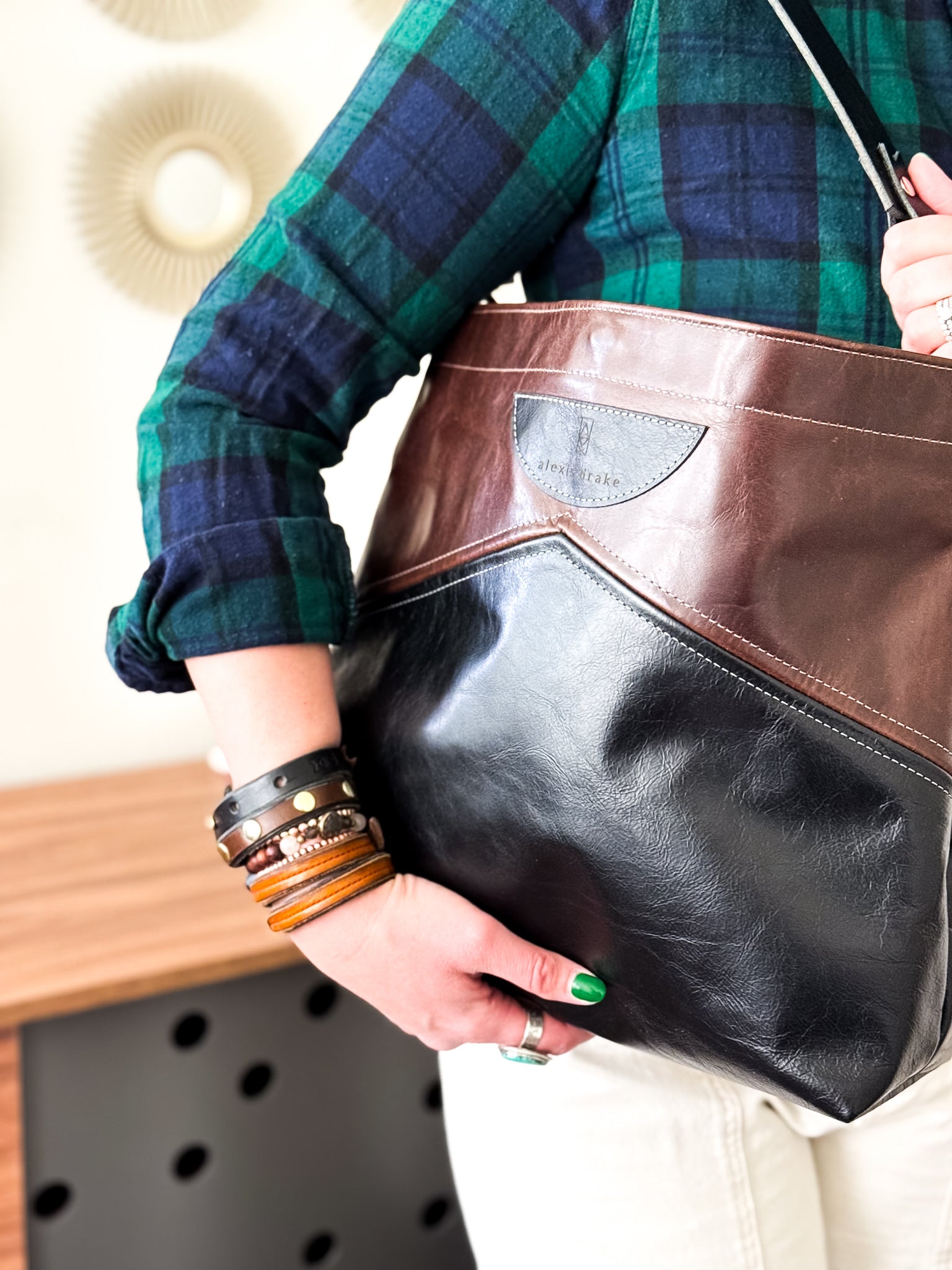 Everyday Collection | Eleanor Shoulder Tote | Rocky + Black