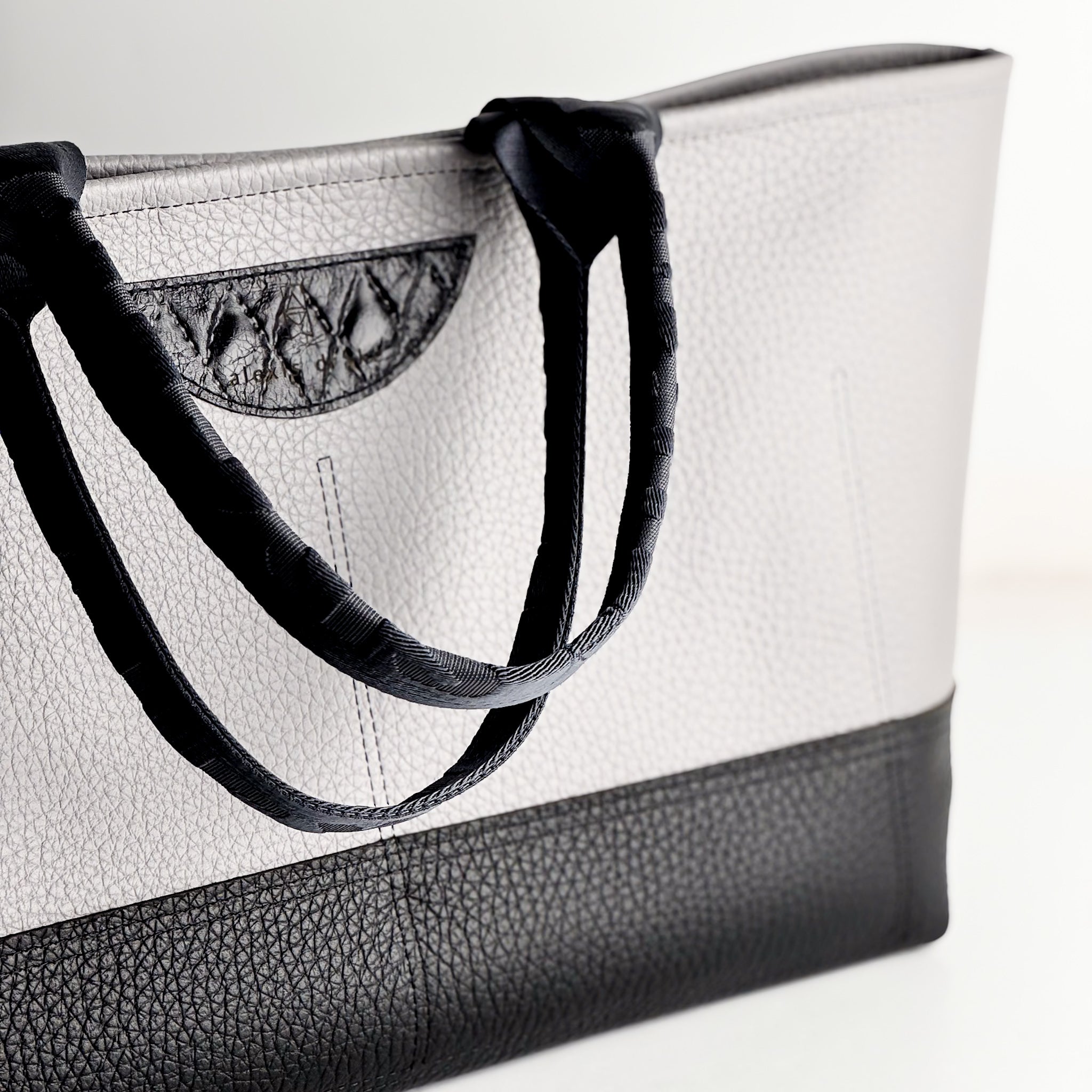 Custom Collection | Getaway Tote