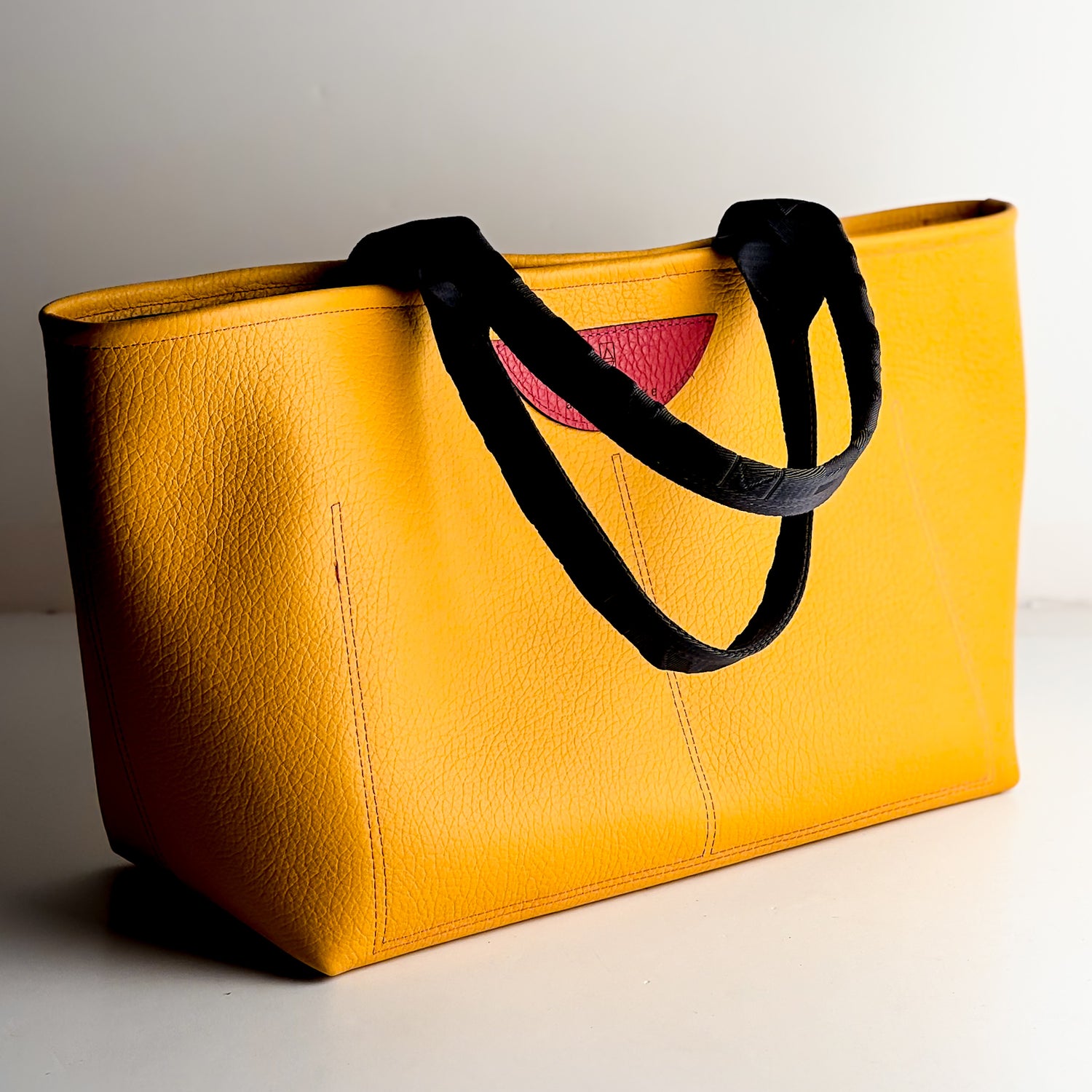 Custom Collection | Getaway Tote