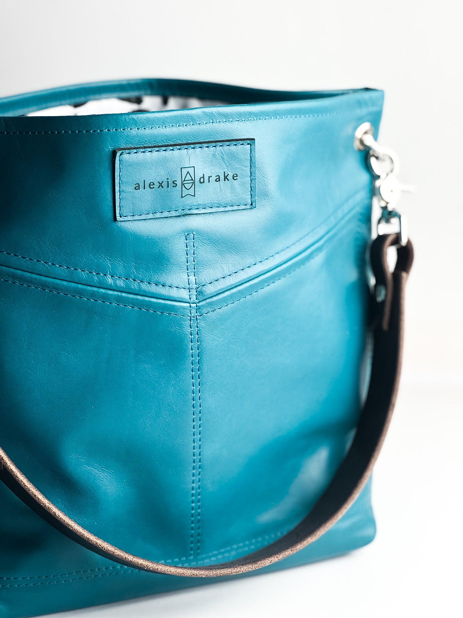 Relaxed Riviera Collection | Tivoli Shoulder Tote | Lagoon Blue