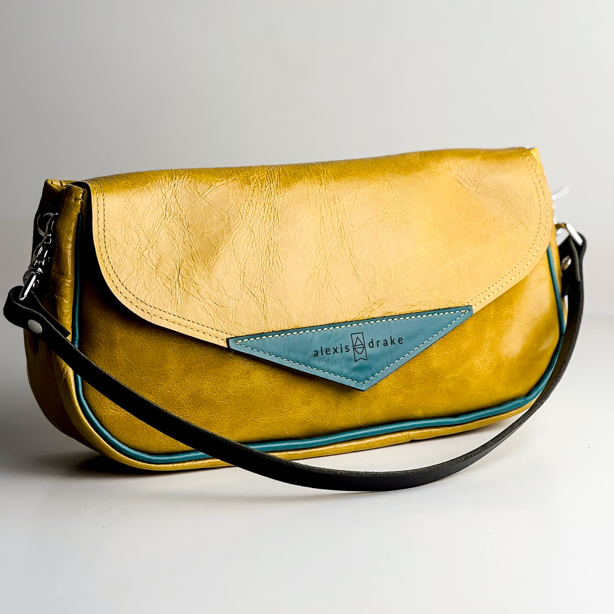 Relaxed Riviera Collection | Adri Shoulder Tote | Sunrise Yellow