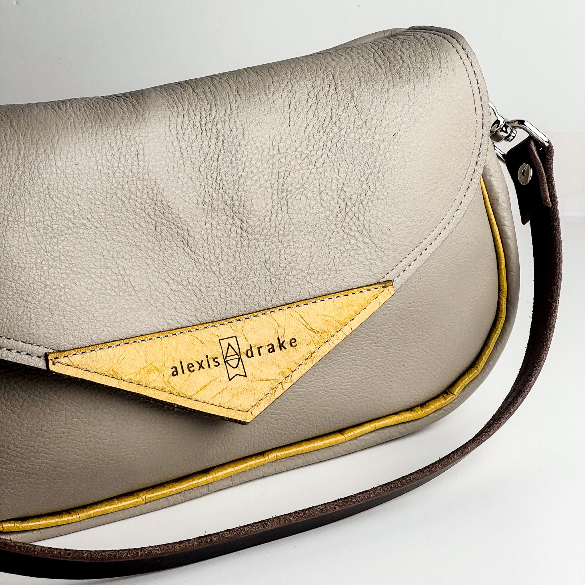 Relaxed Riviera Collection | Adri Shoulder Tote | Linen Gray