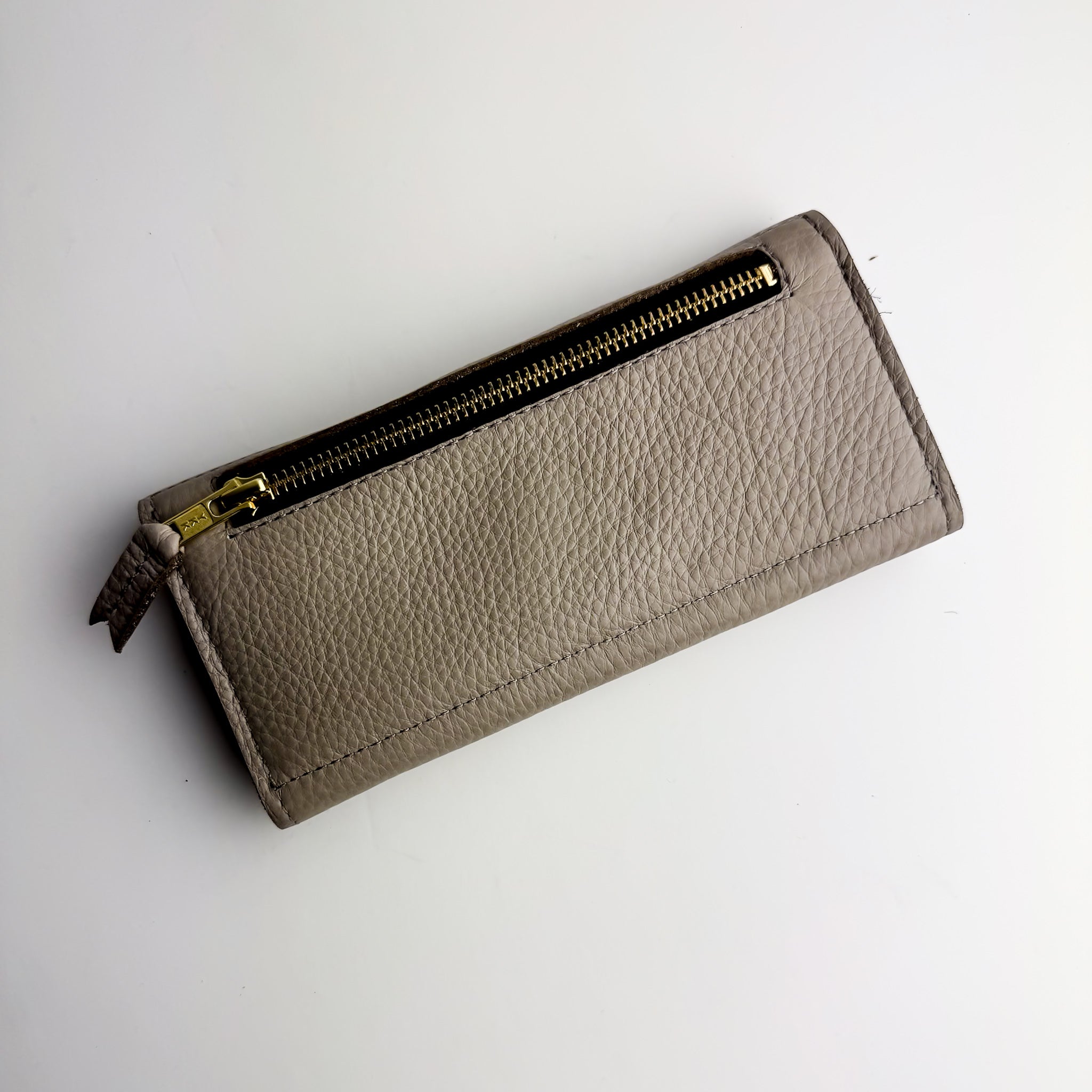 Relaxed Riviera Collection | Genevieve Wallet | Linen Gray