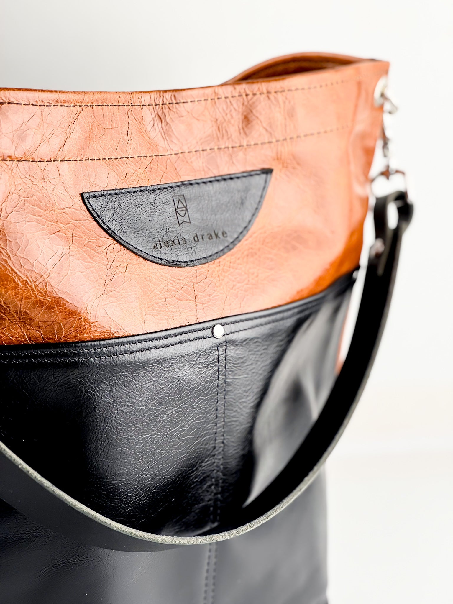 Everyday Collection | Train Shoulder Tote | Black + Whiskey