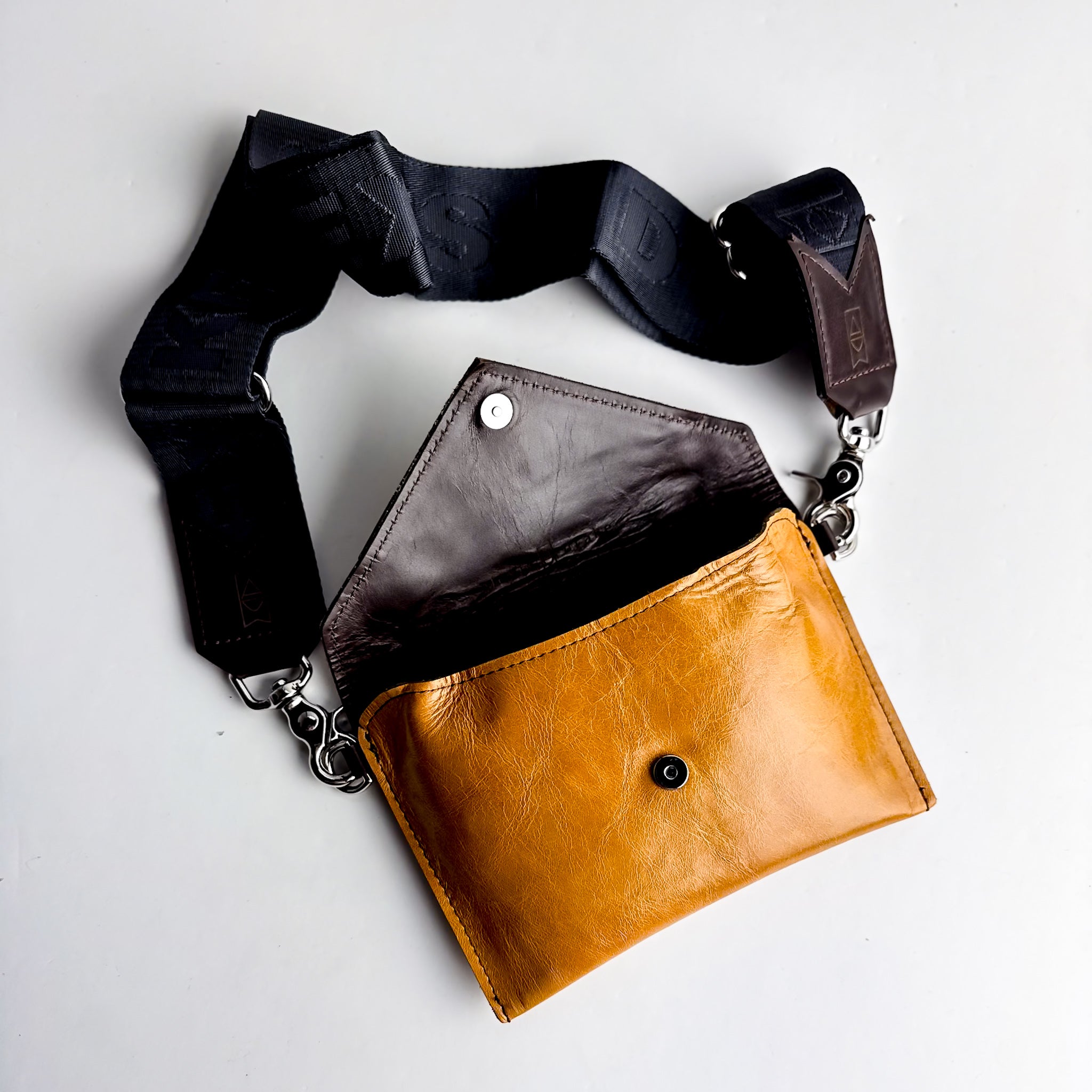 Steamboat Collection | Envelope Cellphone Crossbody | Butter