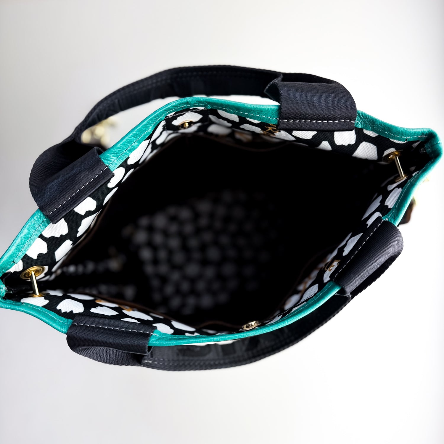 Arena Tradition Collection | Tivoli Shoulder Tote | Cactus Ostrich + Rocky