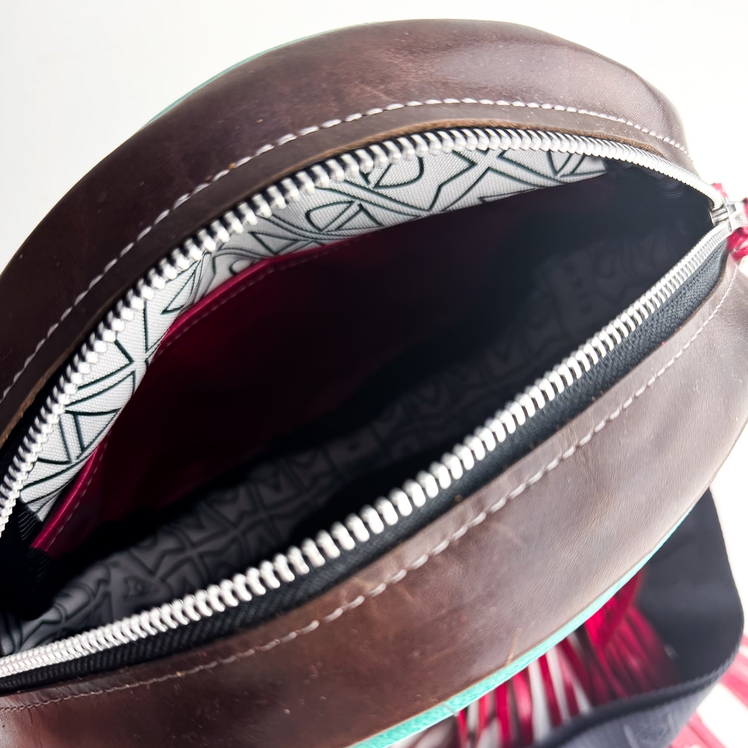 Arena Tradition Collection | Flicka Crossbody | Rocky + Wildrose