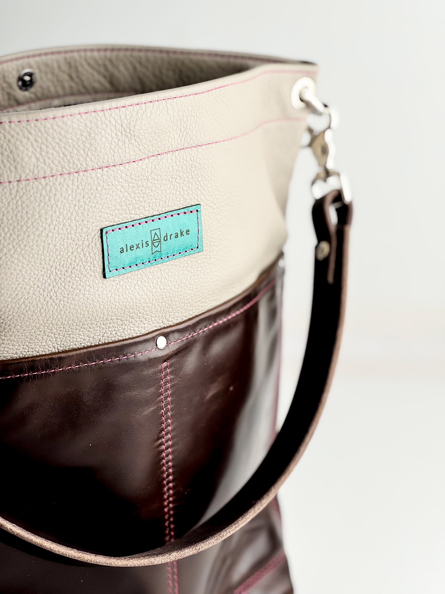 Arena Tradition Collection | Train Shoulder Tote + Crossbody | Stone Gray + Rocky