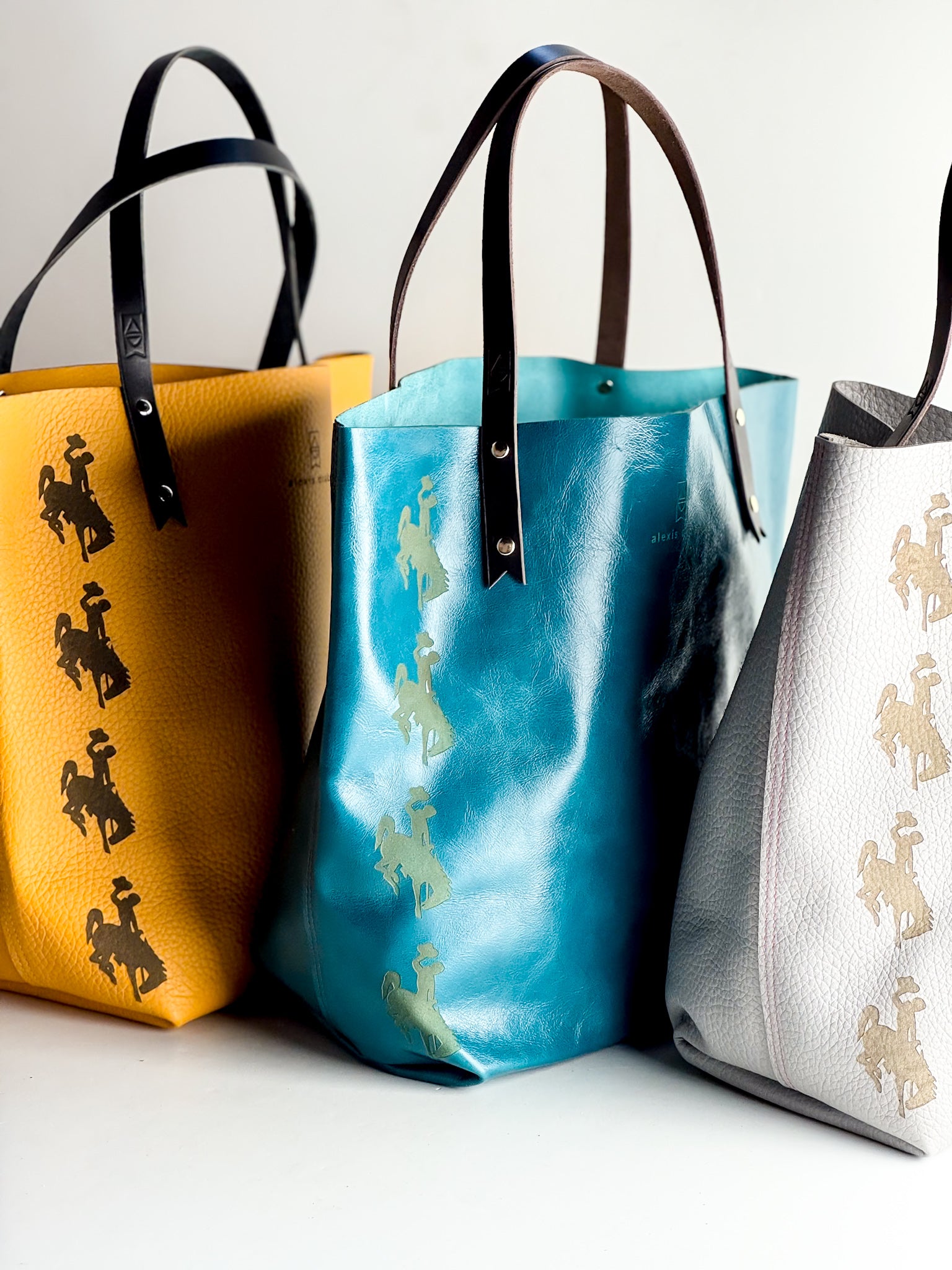 Steamboat Collection | Market Tote | Pebble Yellow