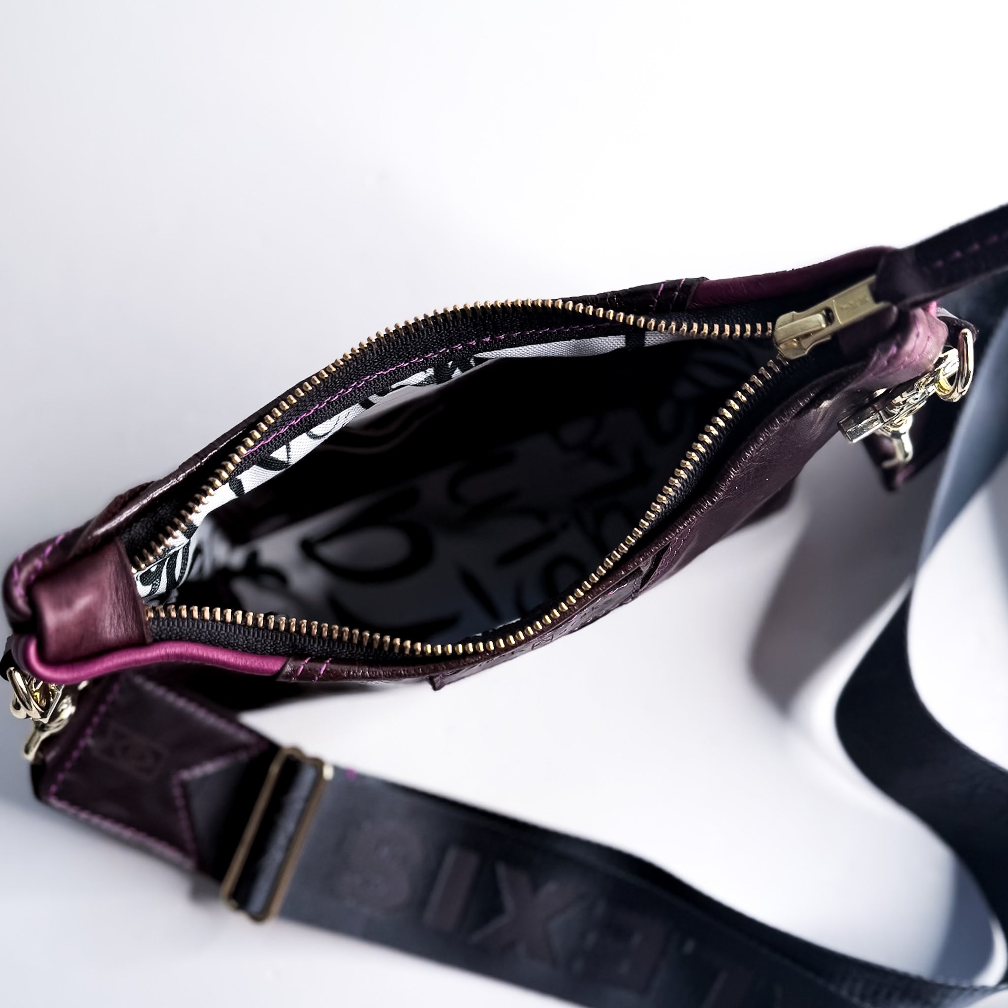 Common Thread Penelope Crossbody No. 1