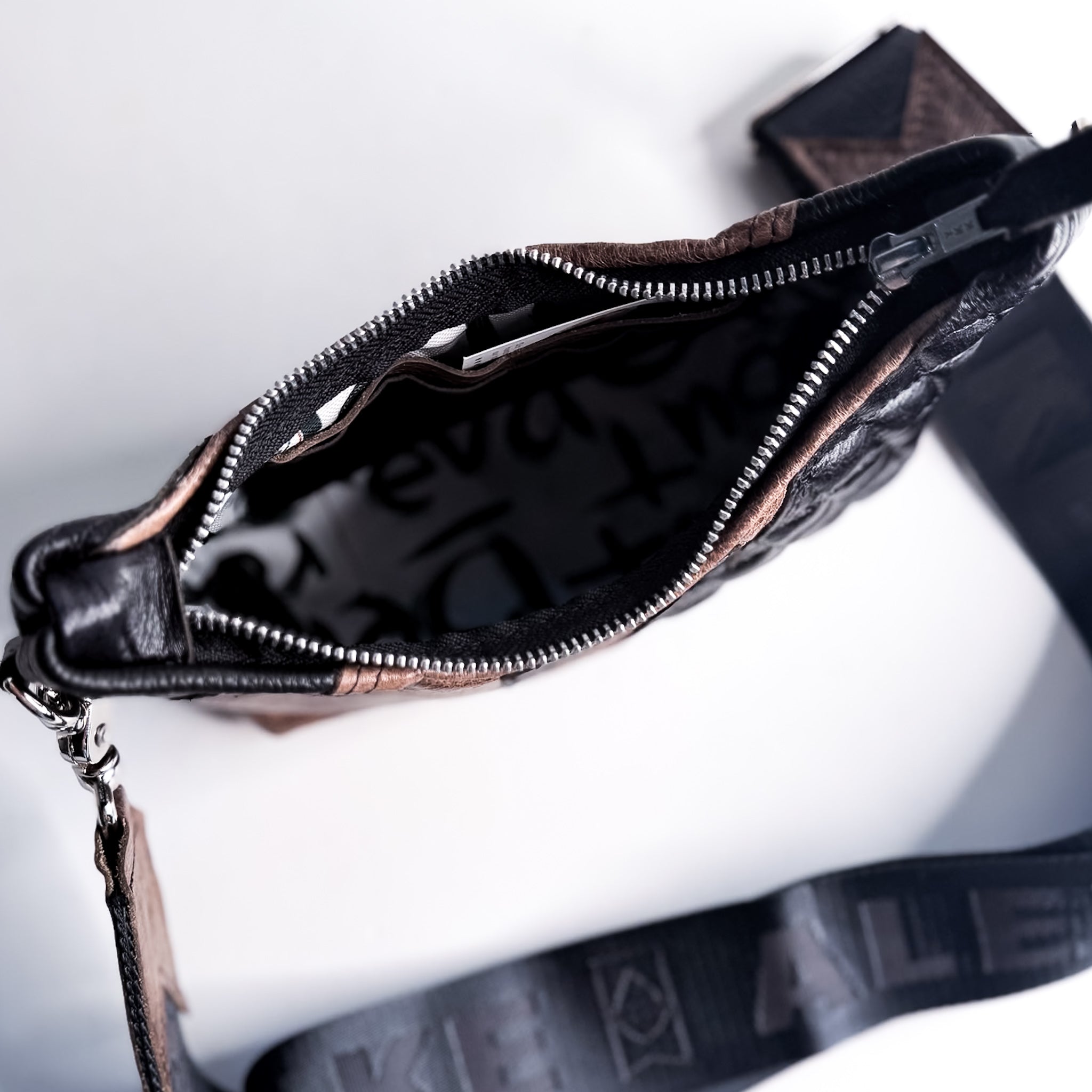 Common Thread Penelope Crossbody No. 2
