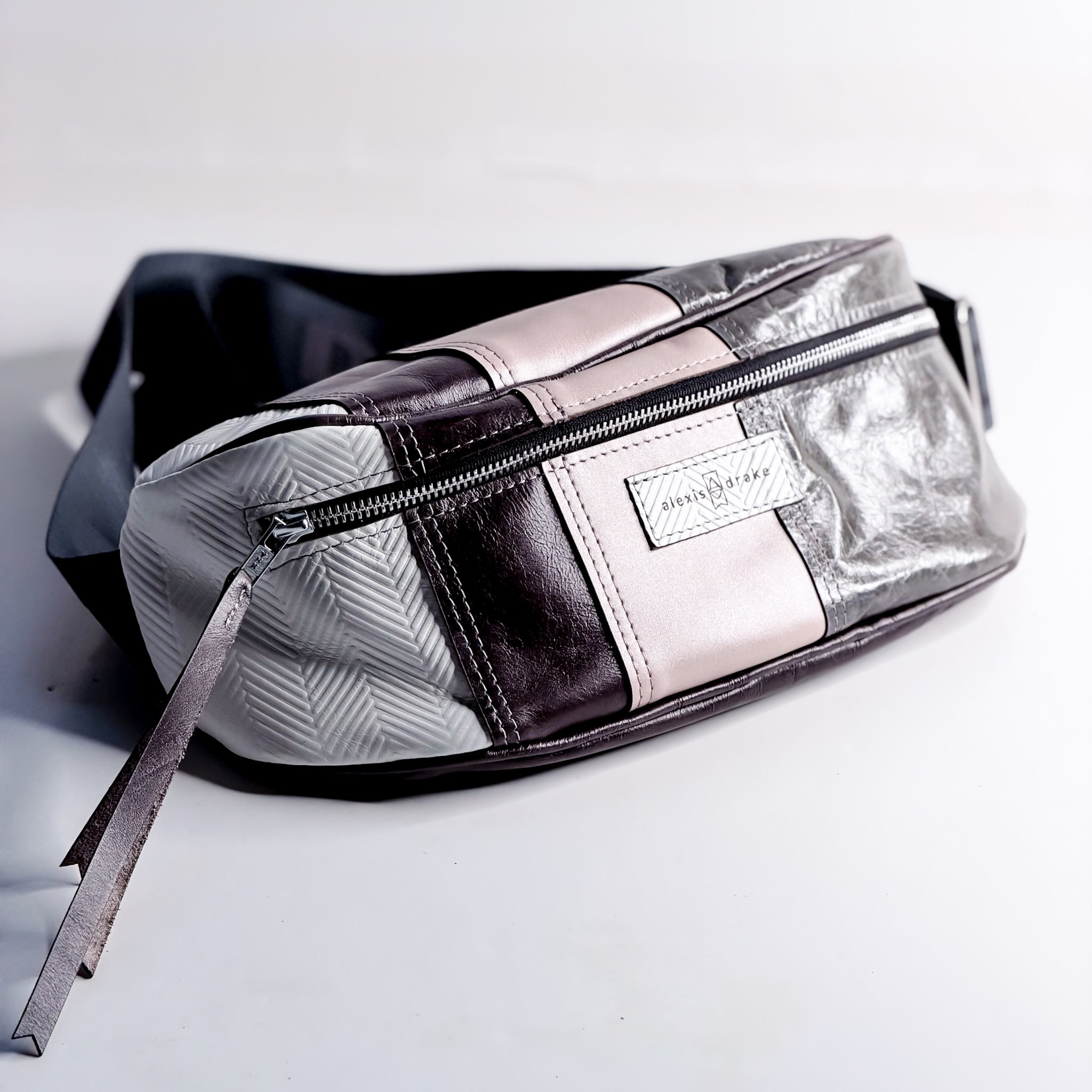 Common Thread Louie Fanny Crossbody No. 7