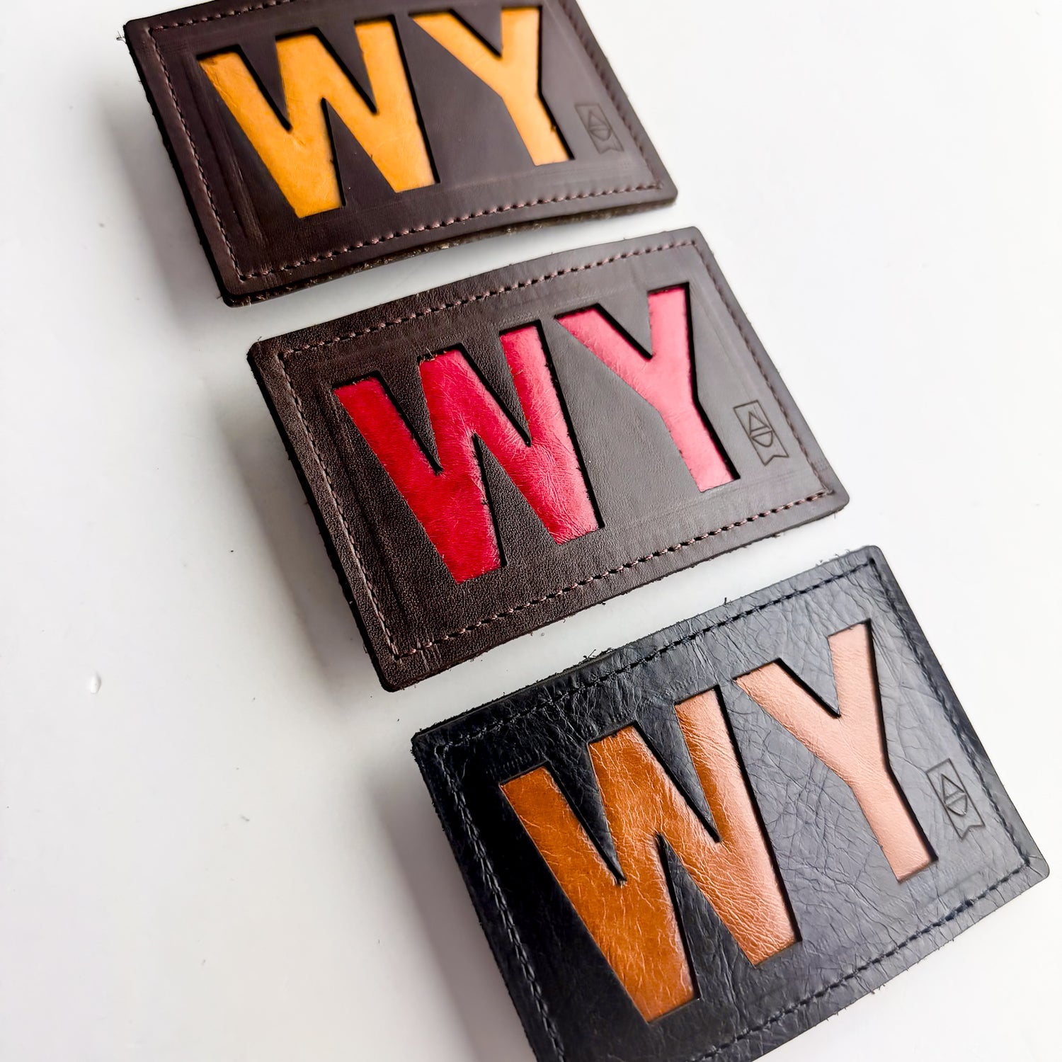 Custom Collection | Leather Belt Bar