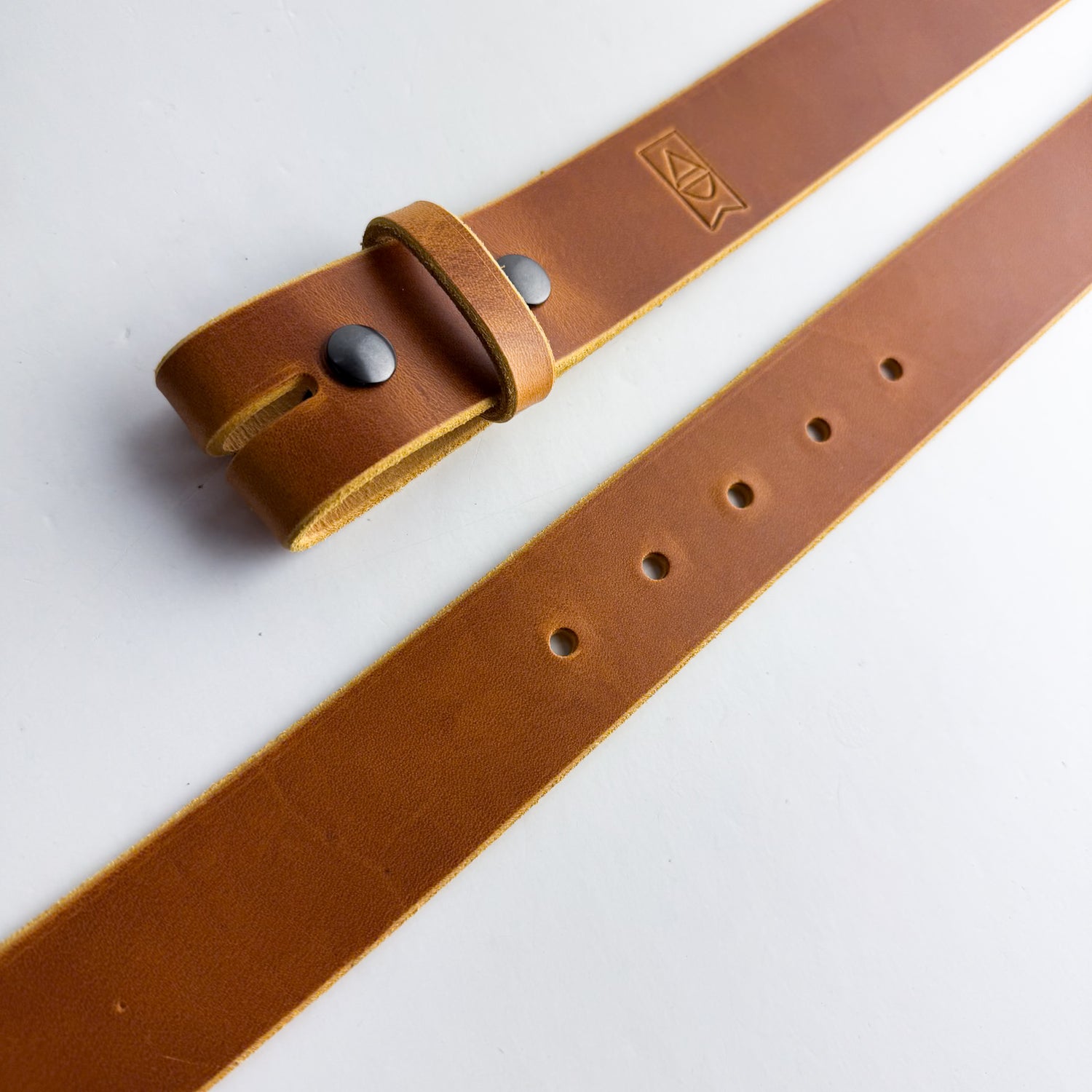 Custom Collection | Leather Belt Bar