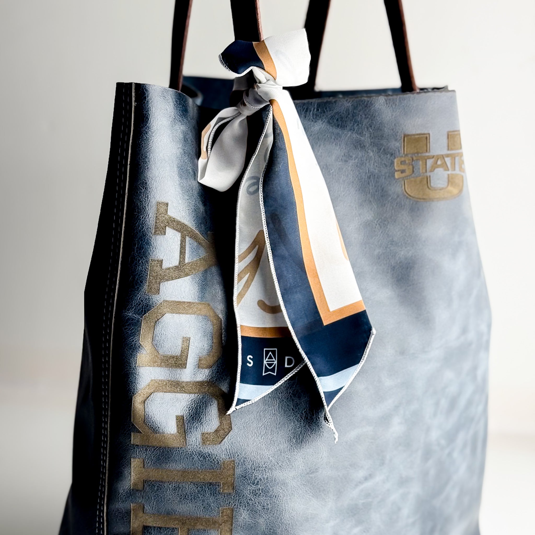 Utah State University Collection | Market Tote | Navy