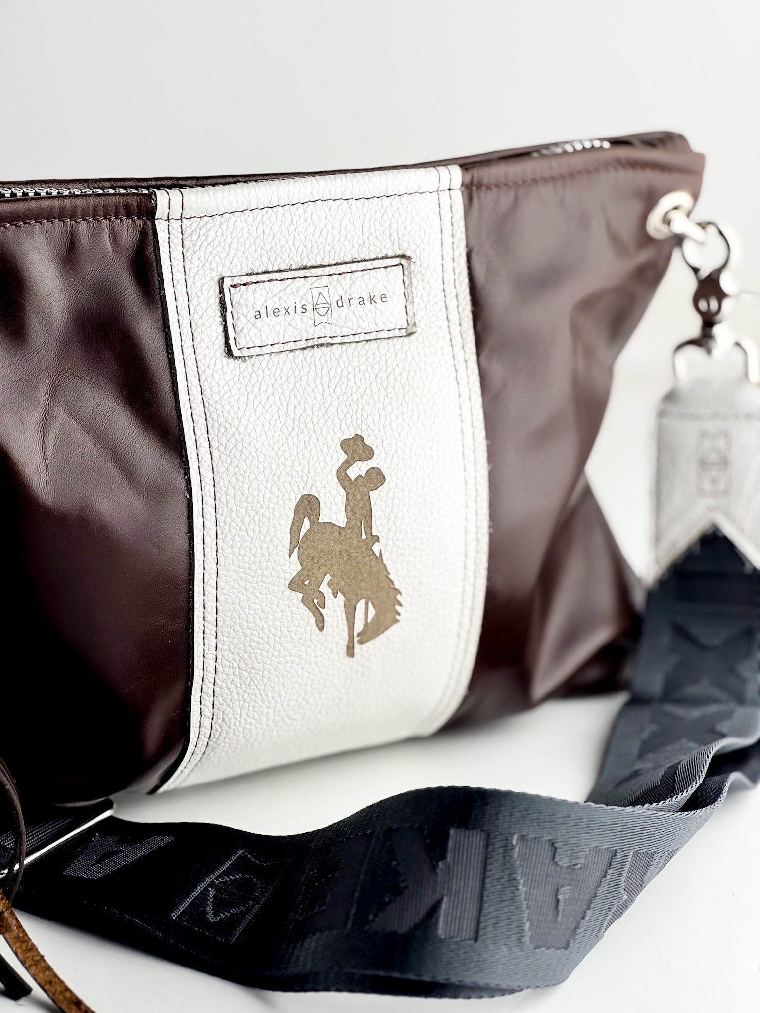Steamboat Collection | Jackie Crossbody | Rocky + White Pebble