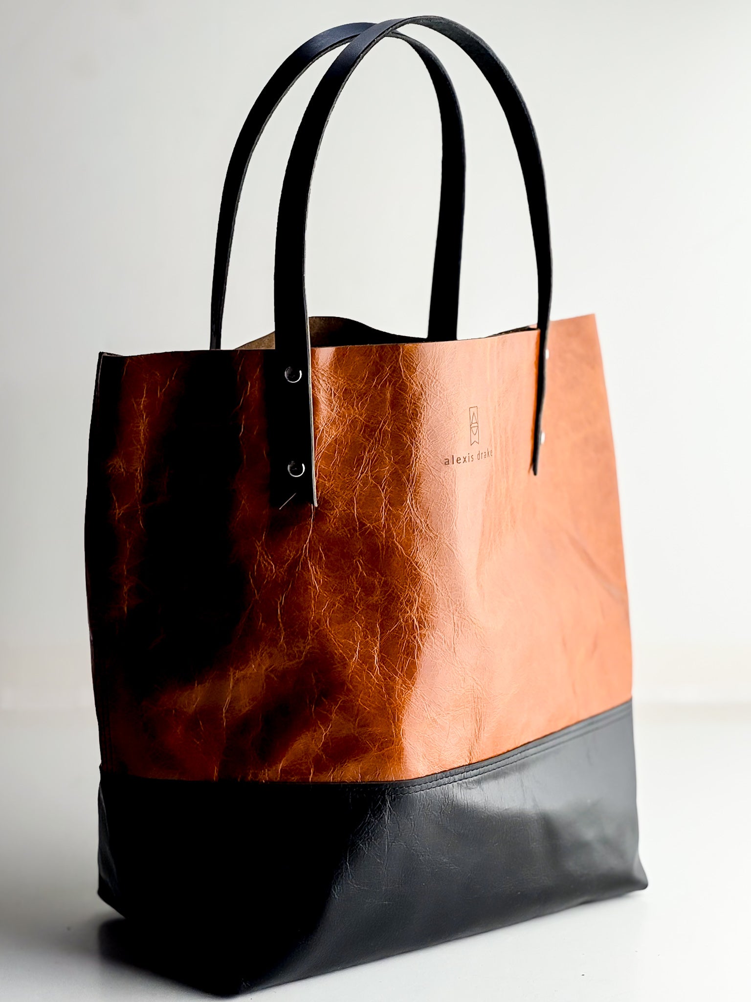 Everyday Collection | Market Tote | Whiskey + Black