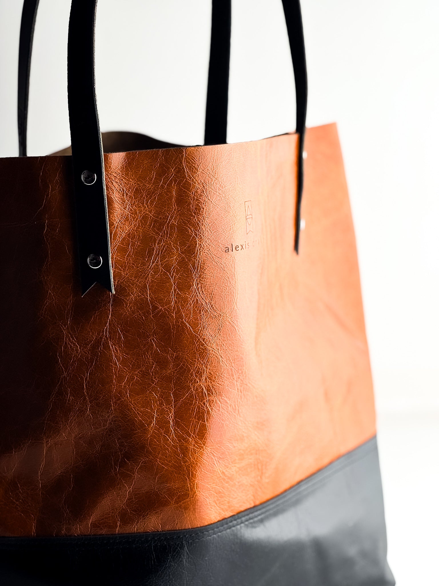 Everyday Collection | Market Tote | Whiskey + Black