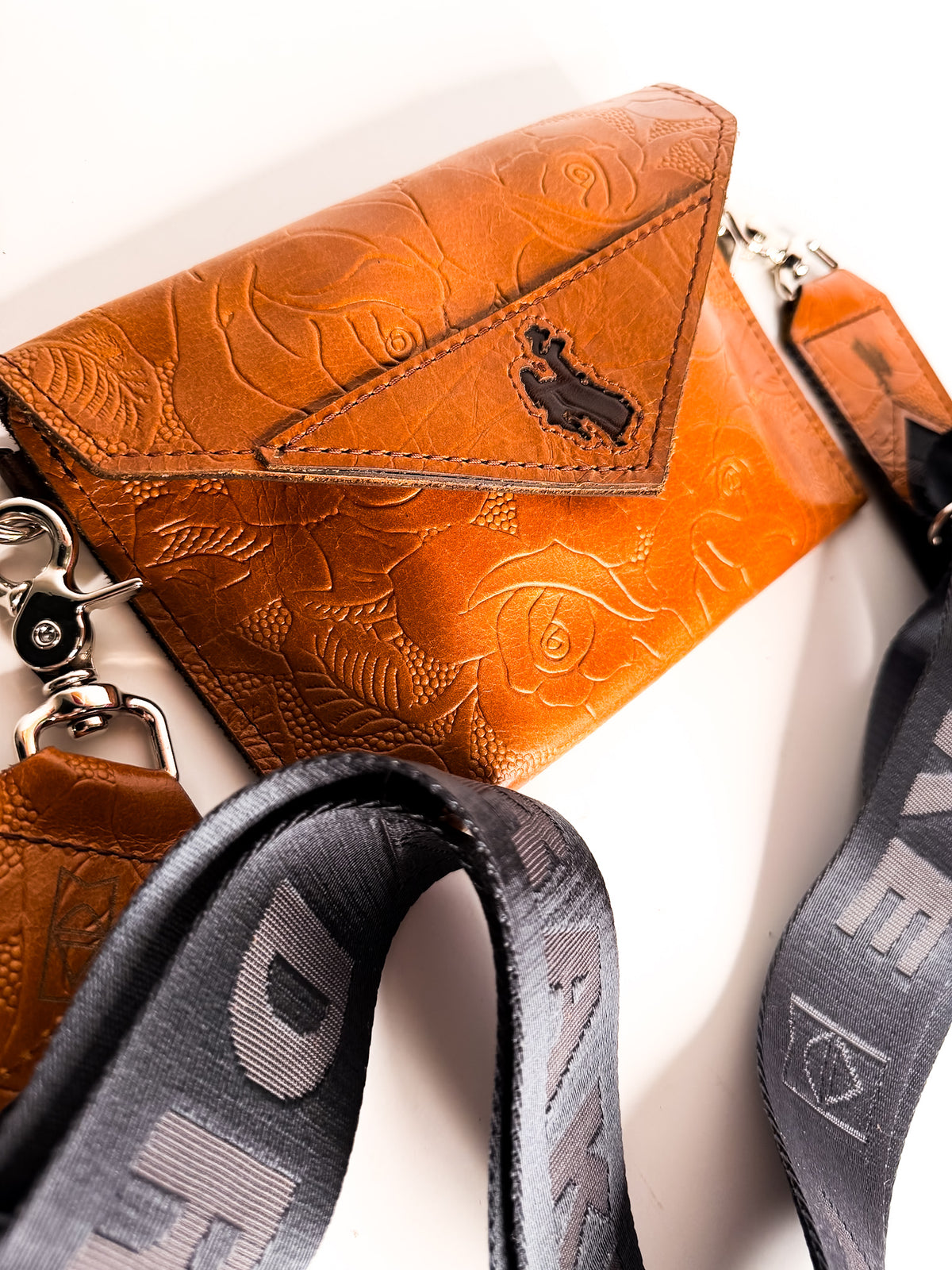Steamboat Collection | Envelope Cellphone Crossbody | Gold Embossed
