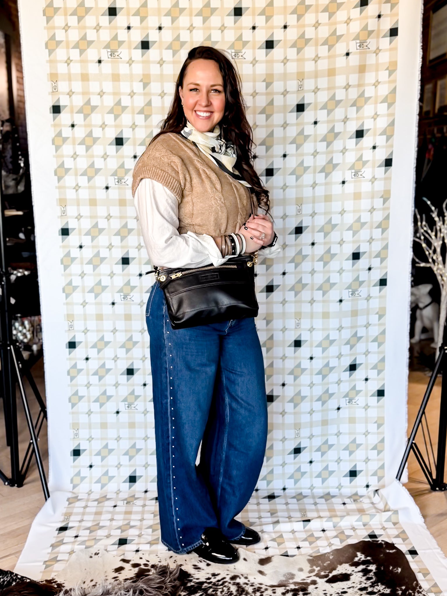 Blank Canvas Collection | Sophie Crossbody | Pebble Ink