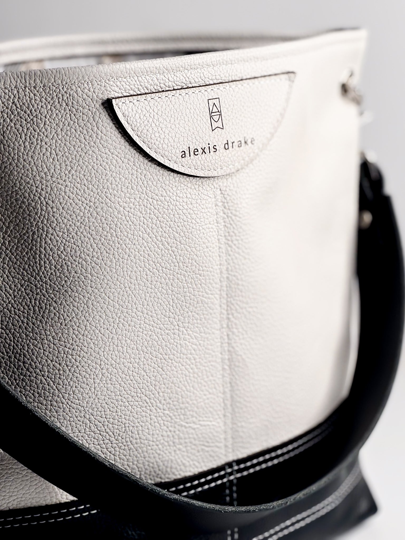 Blank Canvas Collection | Tivoli Shoulder Tote | Gallery White + Pebble Ink