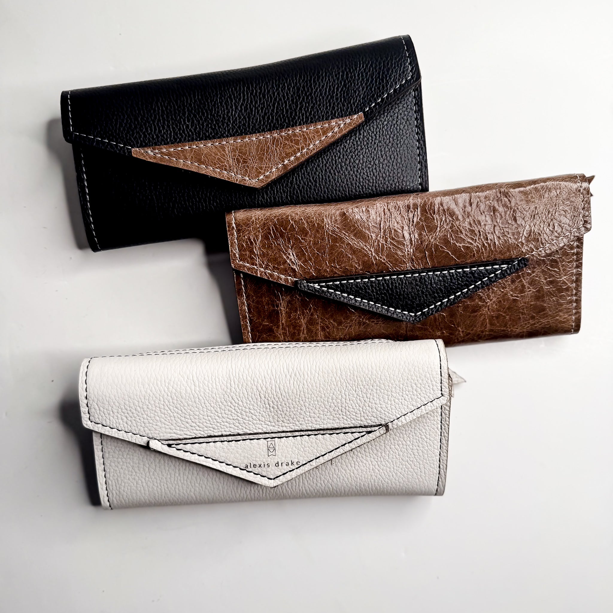 Blank Canvas Collection | Genevieve Wallet | Pebble Ink