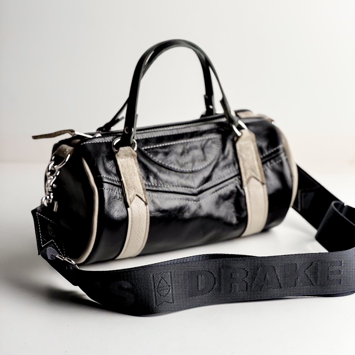 Everyday Collection | Gigi Baby Duffel | Black + Stone Gray