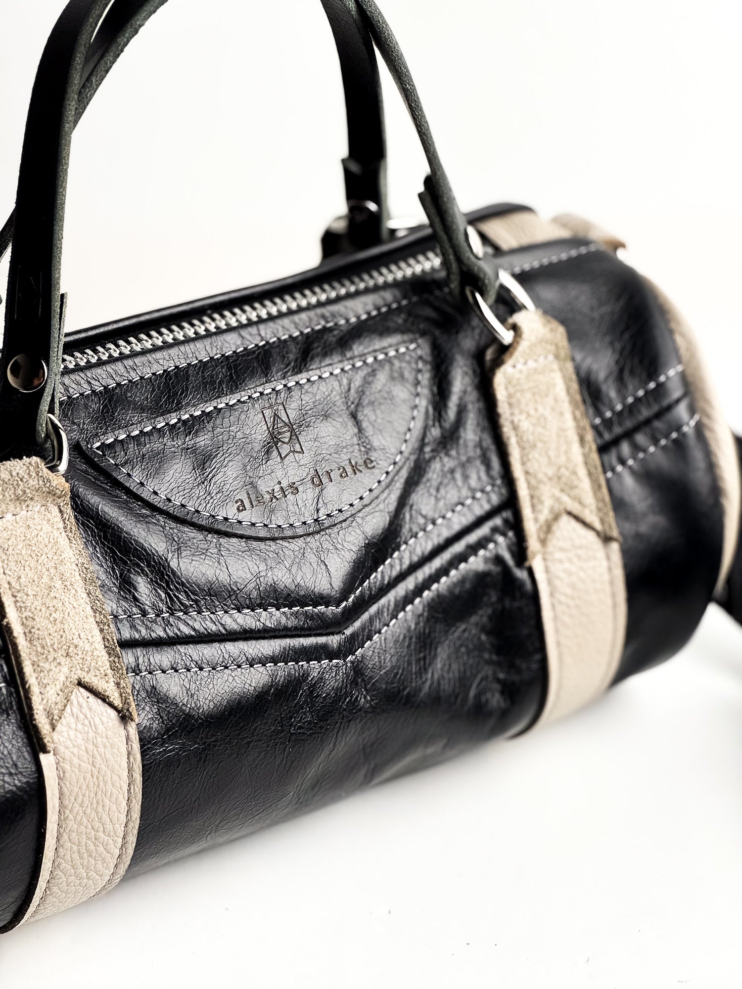 Everyday Collection | Gigi Baby Duffel | Black + Stone Gray