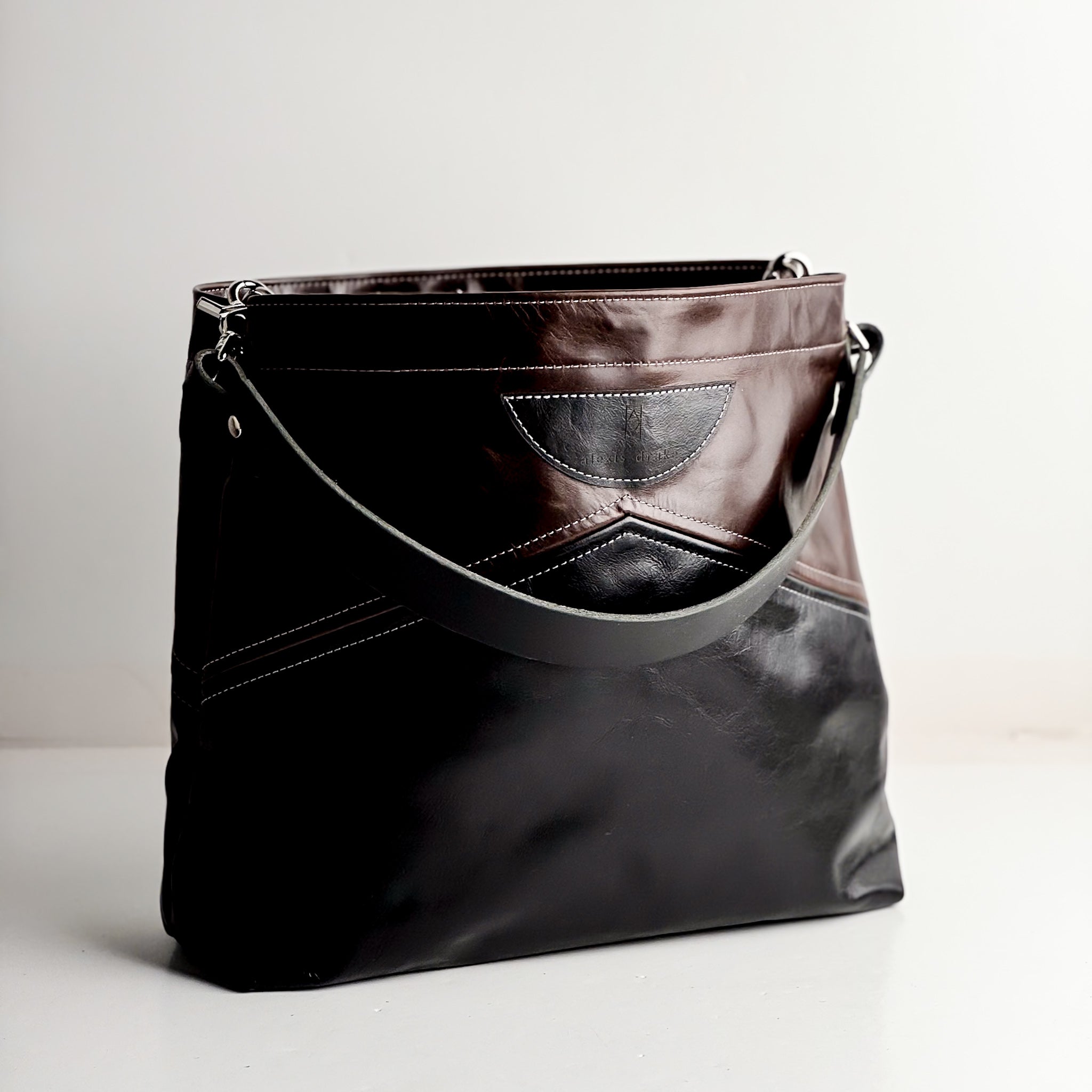 Everyday Collection | Eleanor Shoulder Tote | Rocky + Black