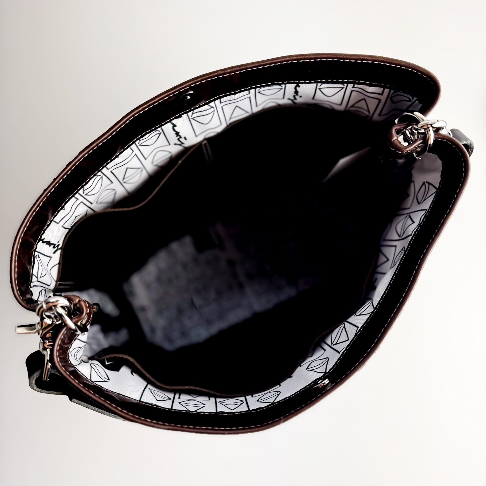 Everyday Collection | Eleanor Shoulder Tote | Rocky + Black