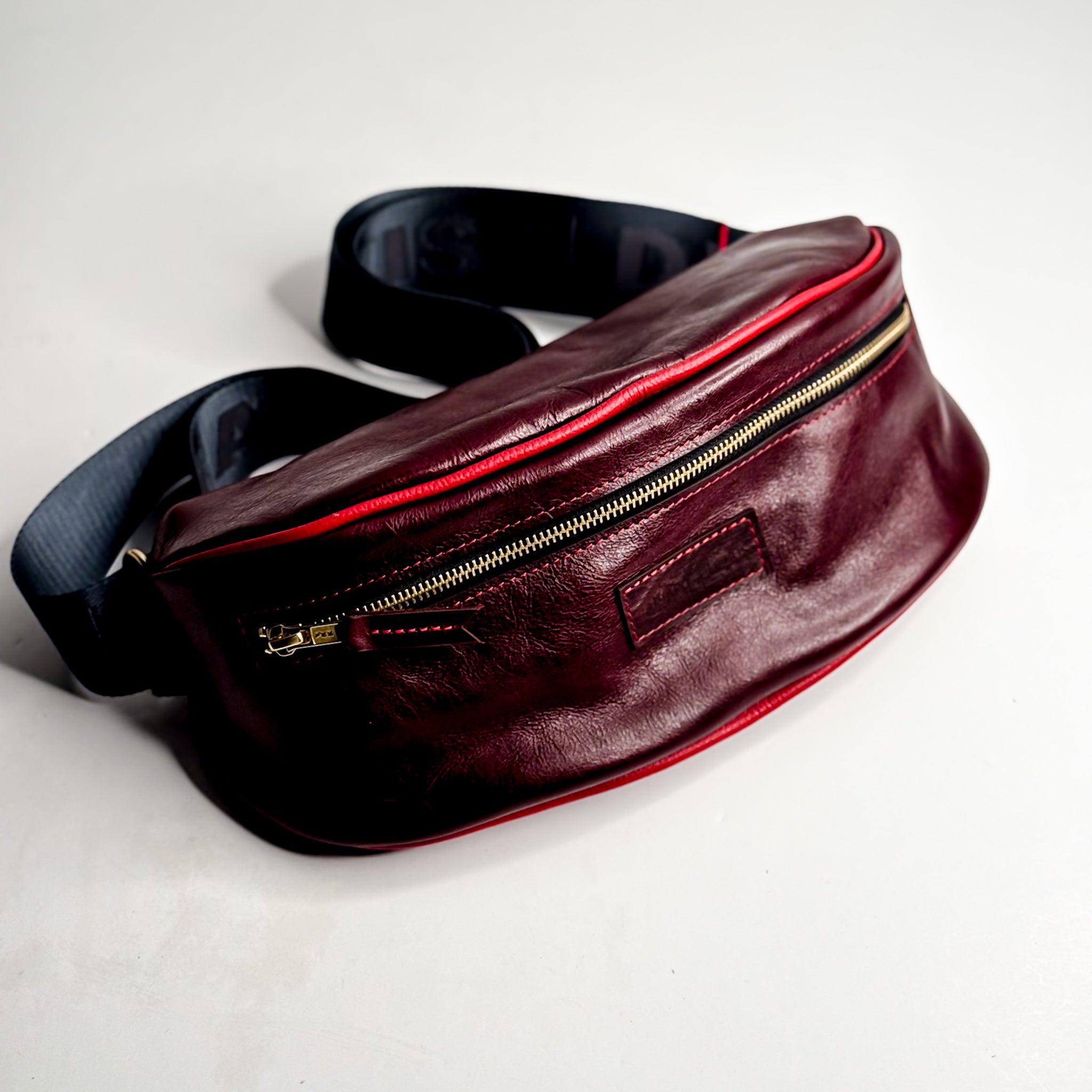 Custom Collection | Louie Fanny Crossbody