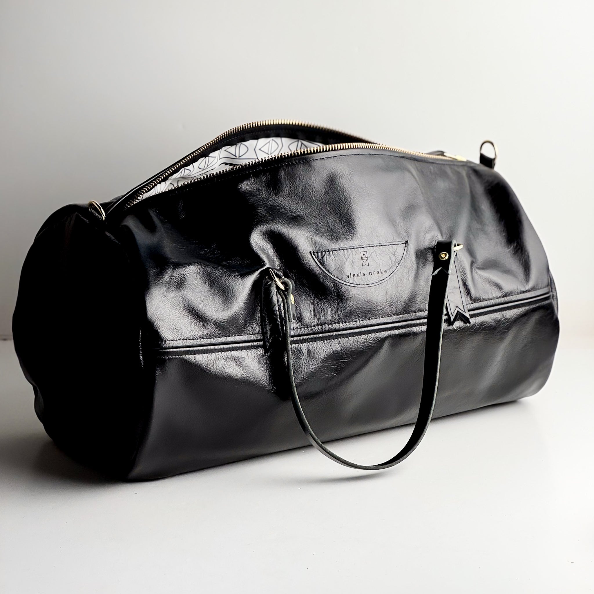 Everyday Collection | Marshall Duffel Weekender Shoulder Tote | Black
