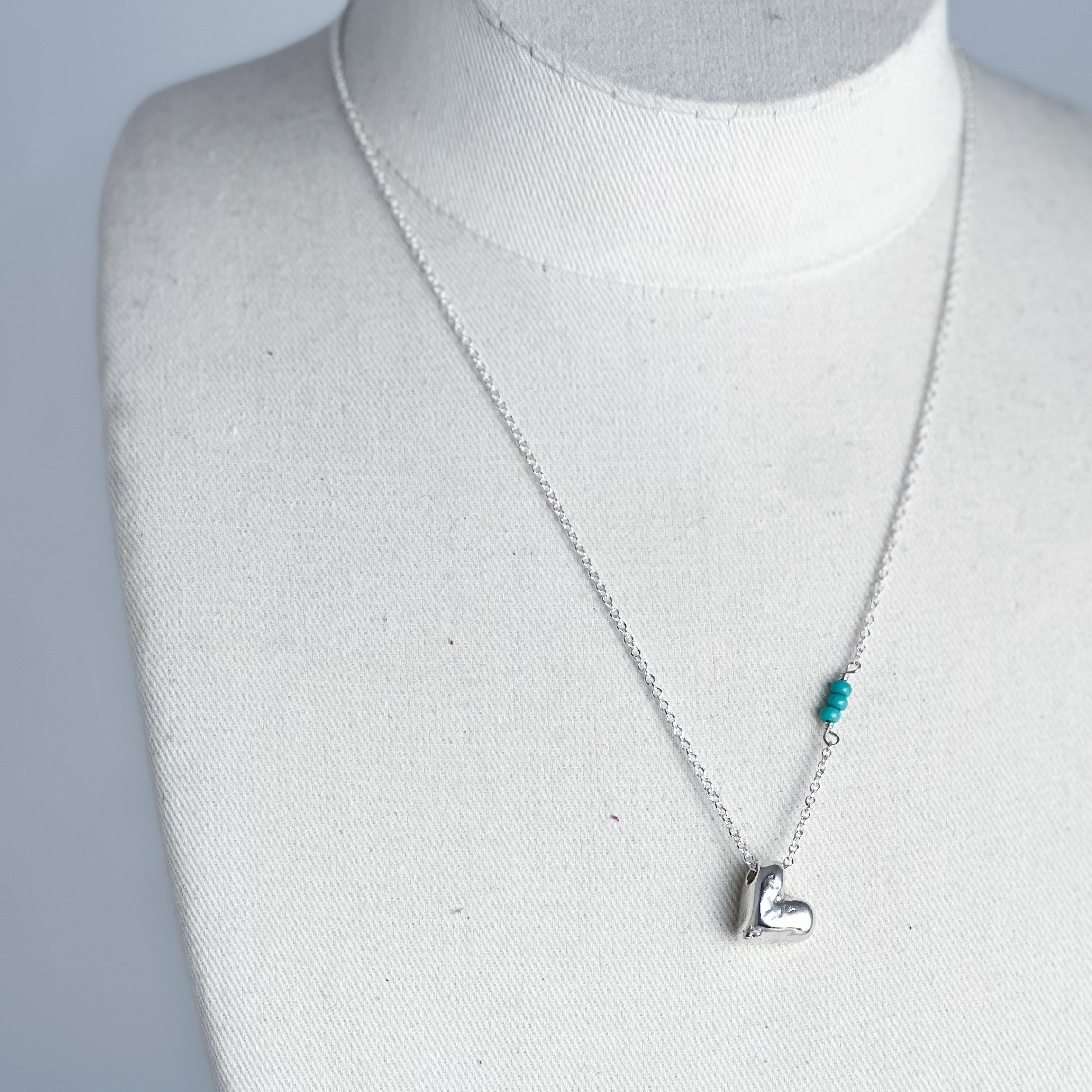 Jewelry | Puffy Heart Necklace