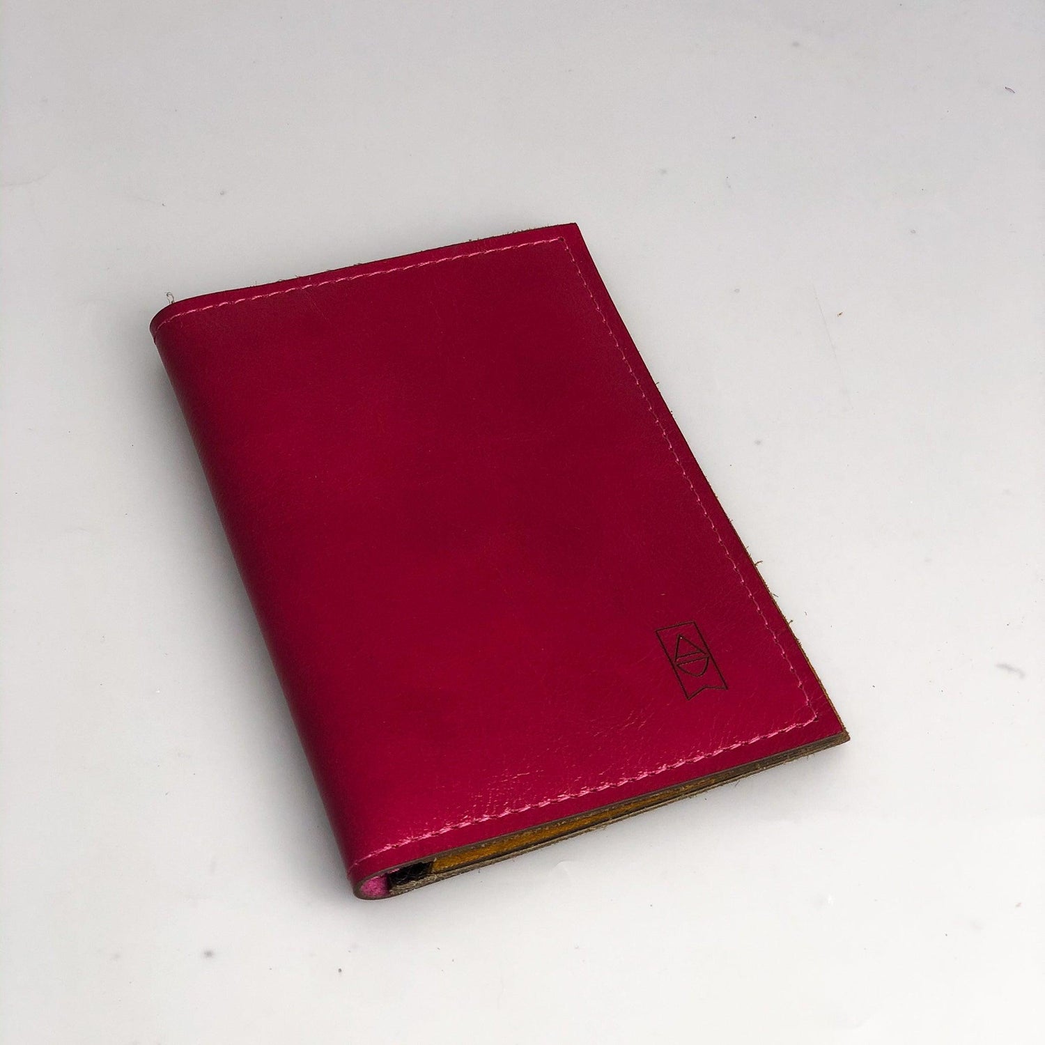 Custom | Capsule Wallet - Alexis Drake