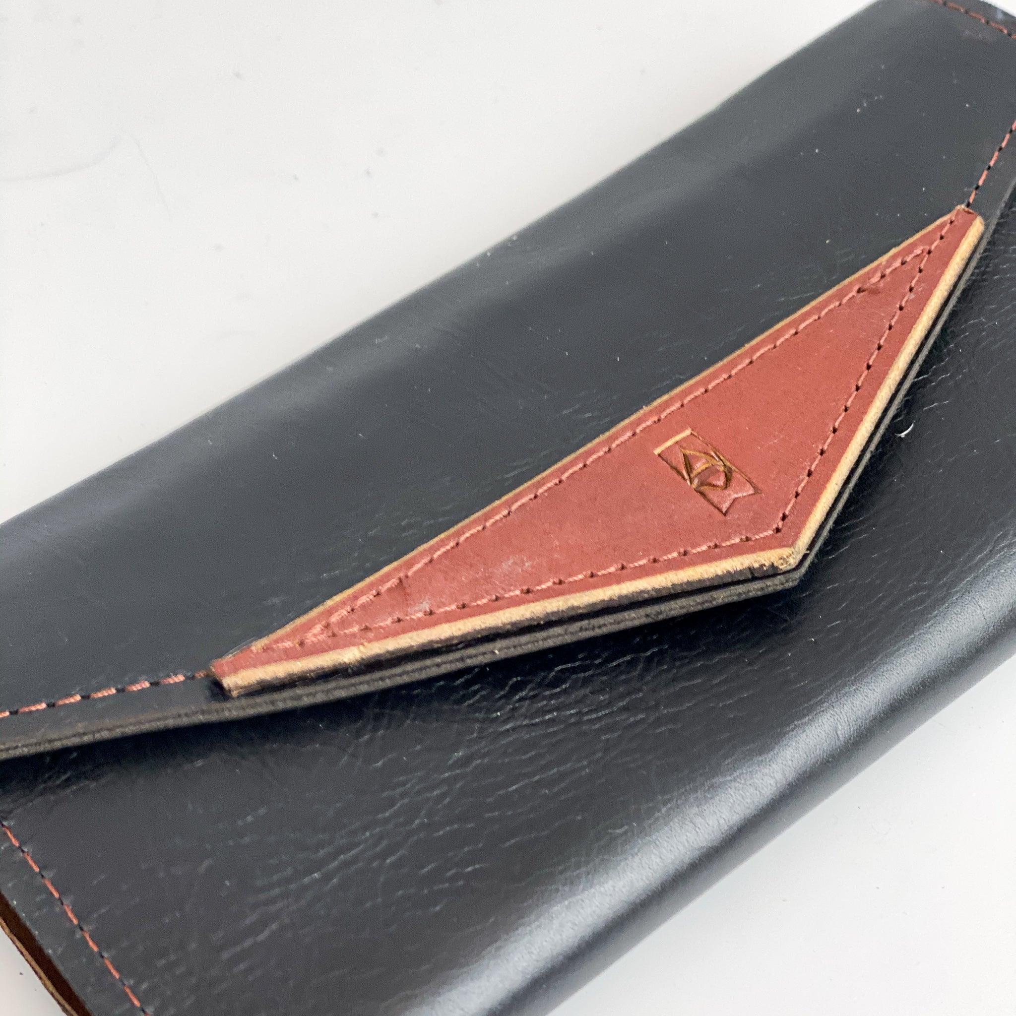 Custom | Genevieve Wallet - Alexis Drake
