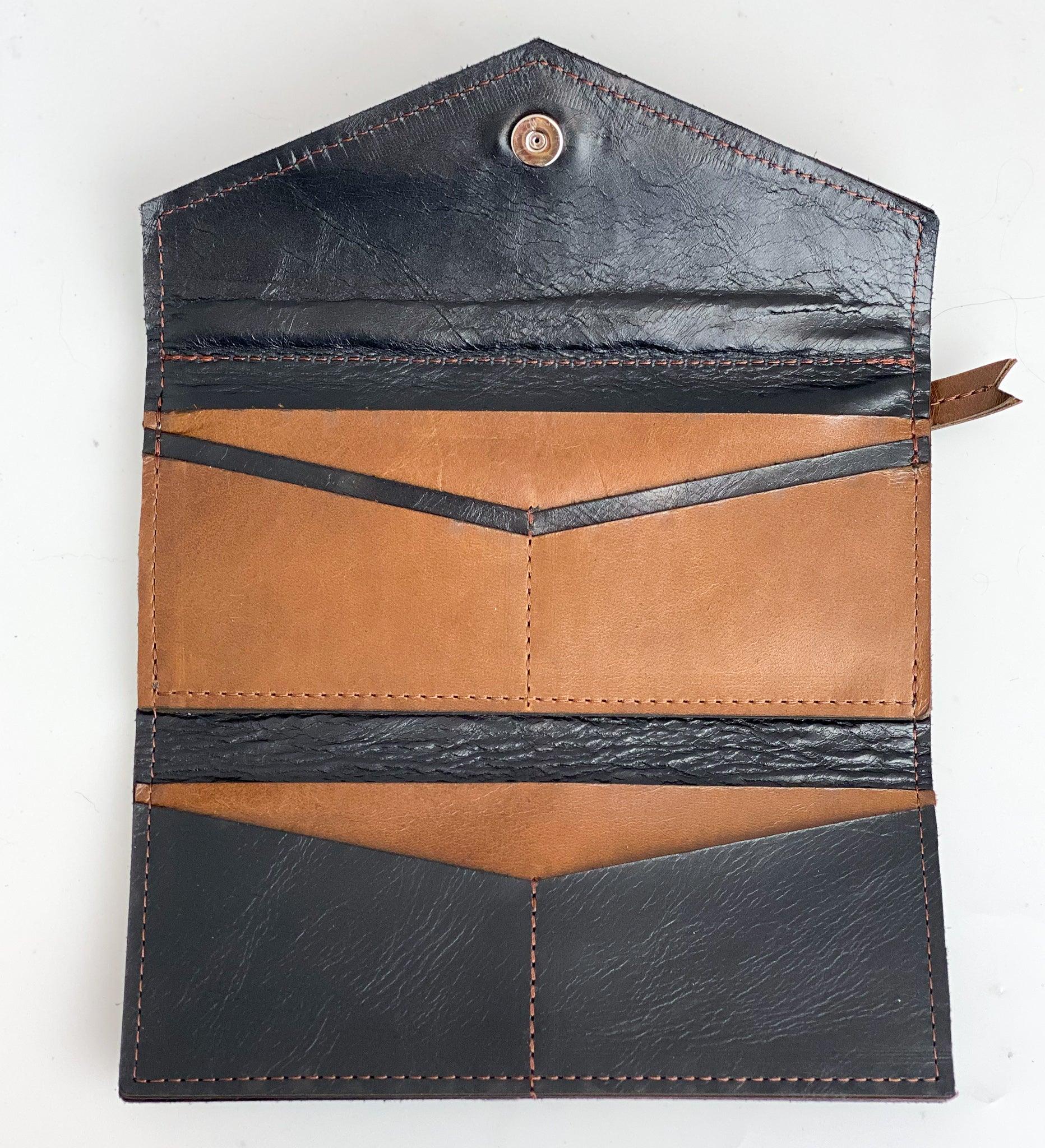 Custom | Genevieve Wallet - Alexis Drake