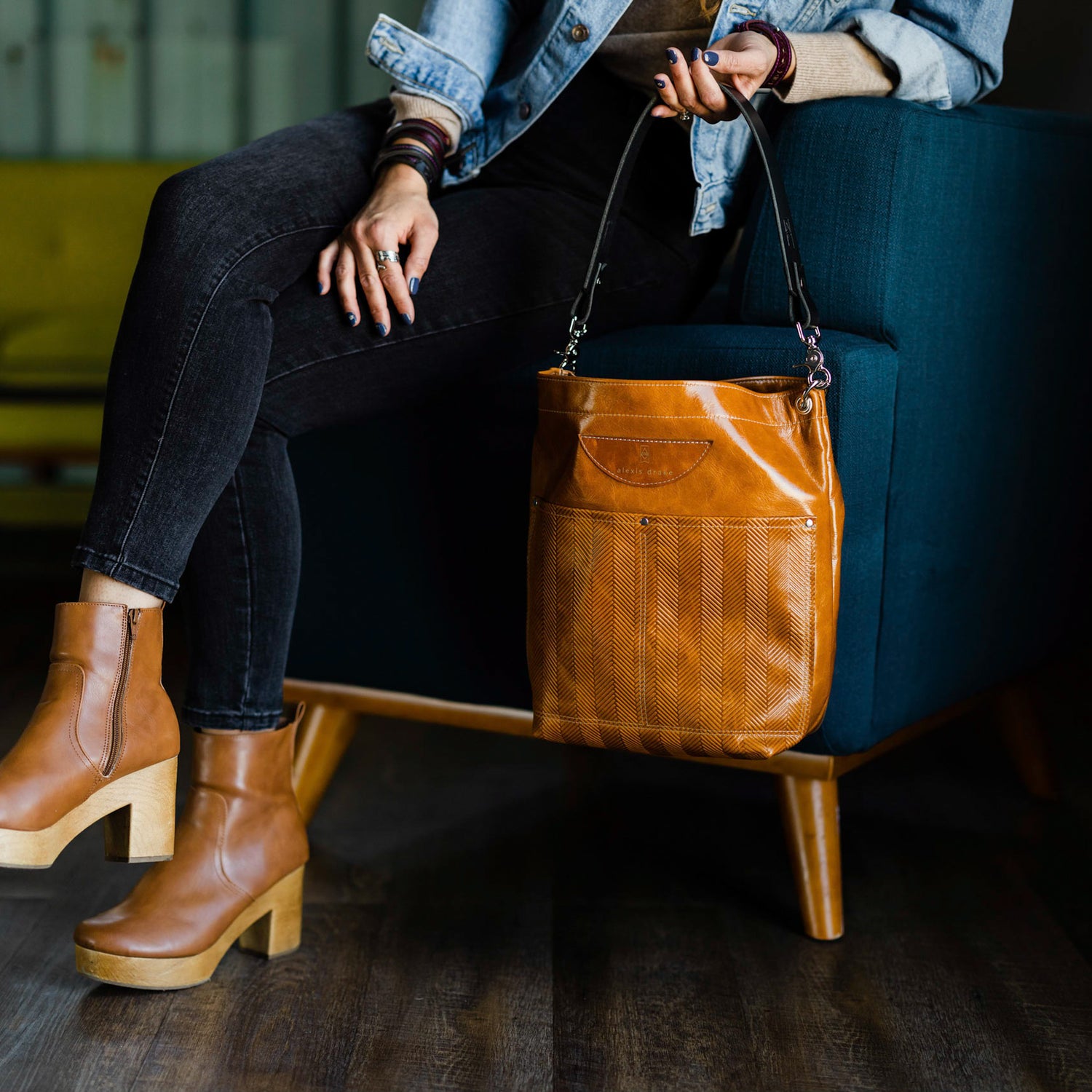 Whiskey train tote 