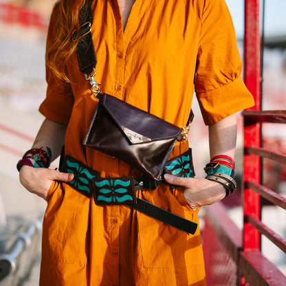 Arena Tradition Collection | Envelope Cellphone Crossbody | Rocky