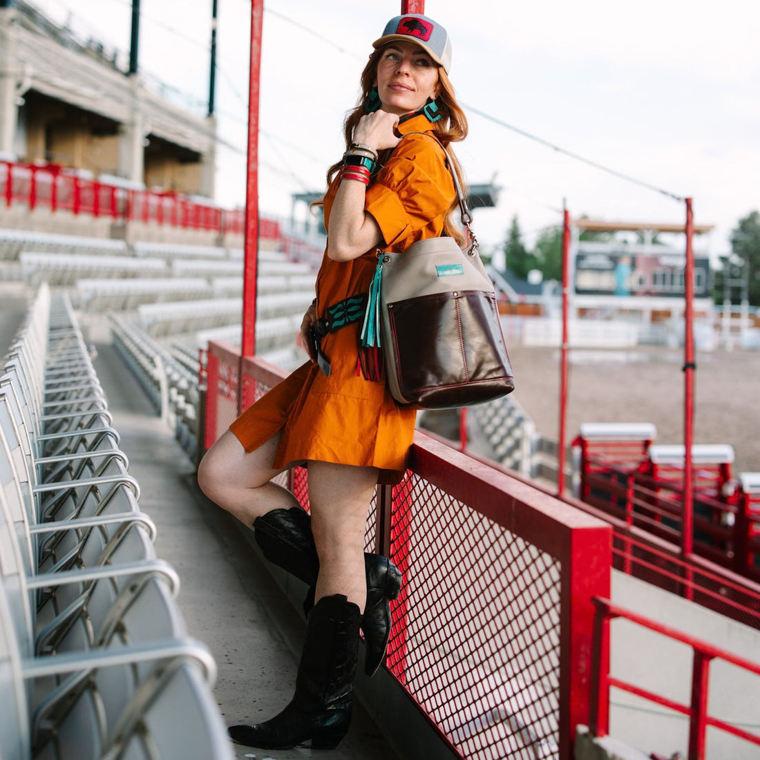 Arena Tradition Collection | Train Shoulder Tote + Crossbody | Stone Gray + Rocky