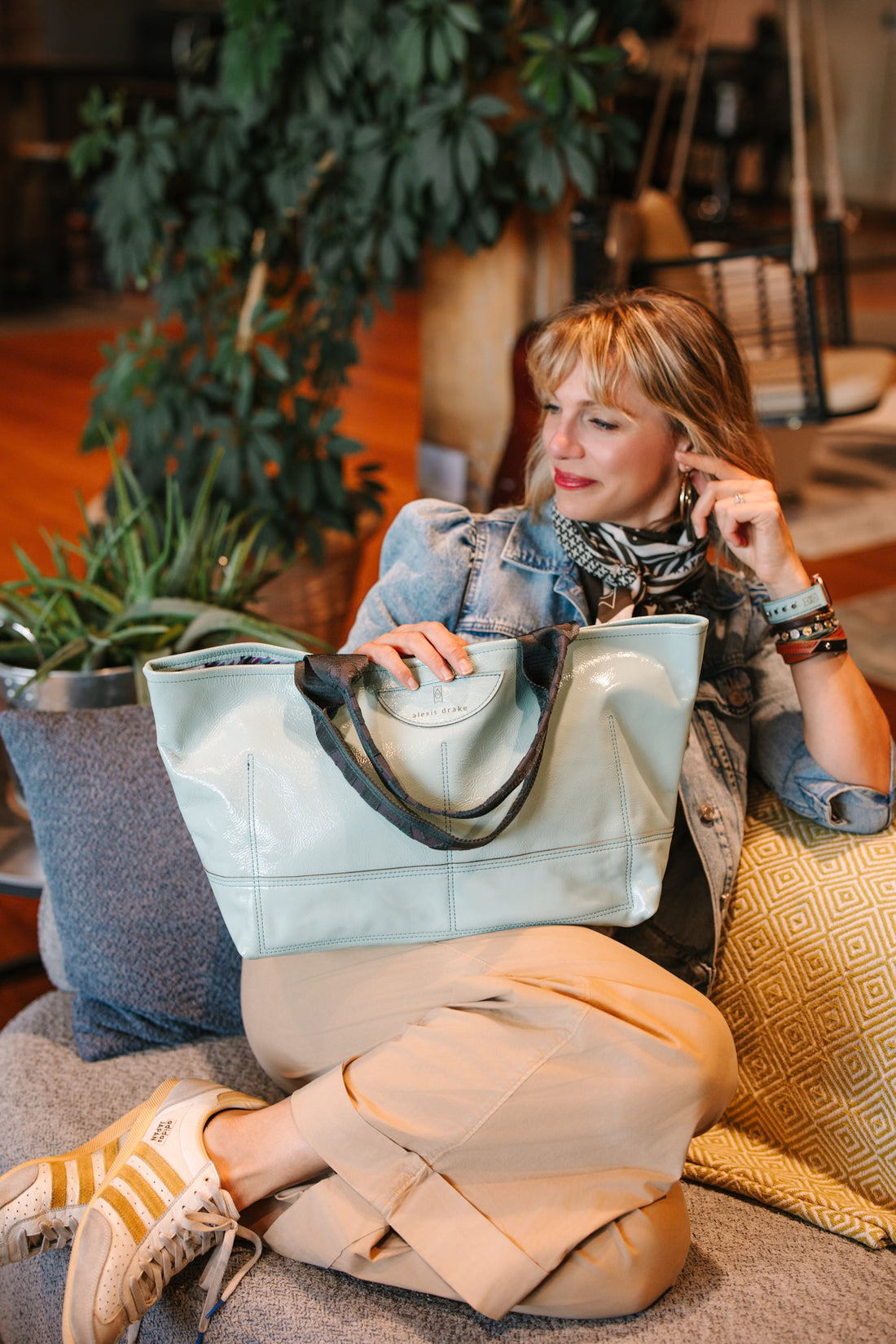 Autumn Reverie Collection | Getaway Tote | Ice Box Blue