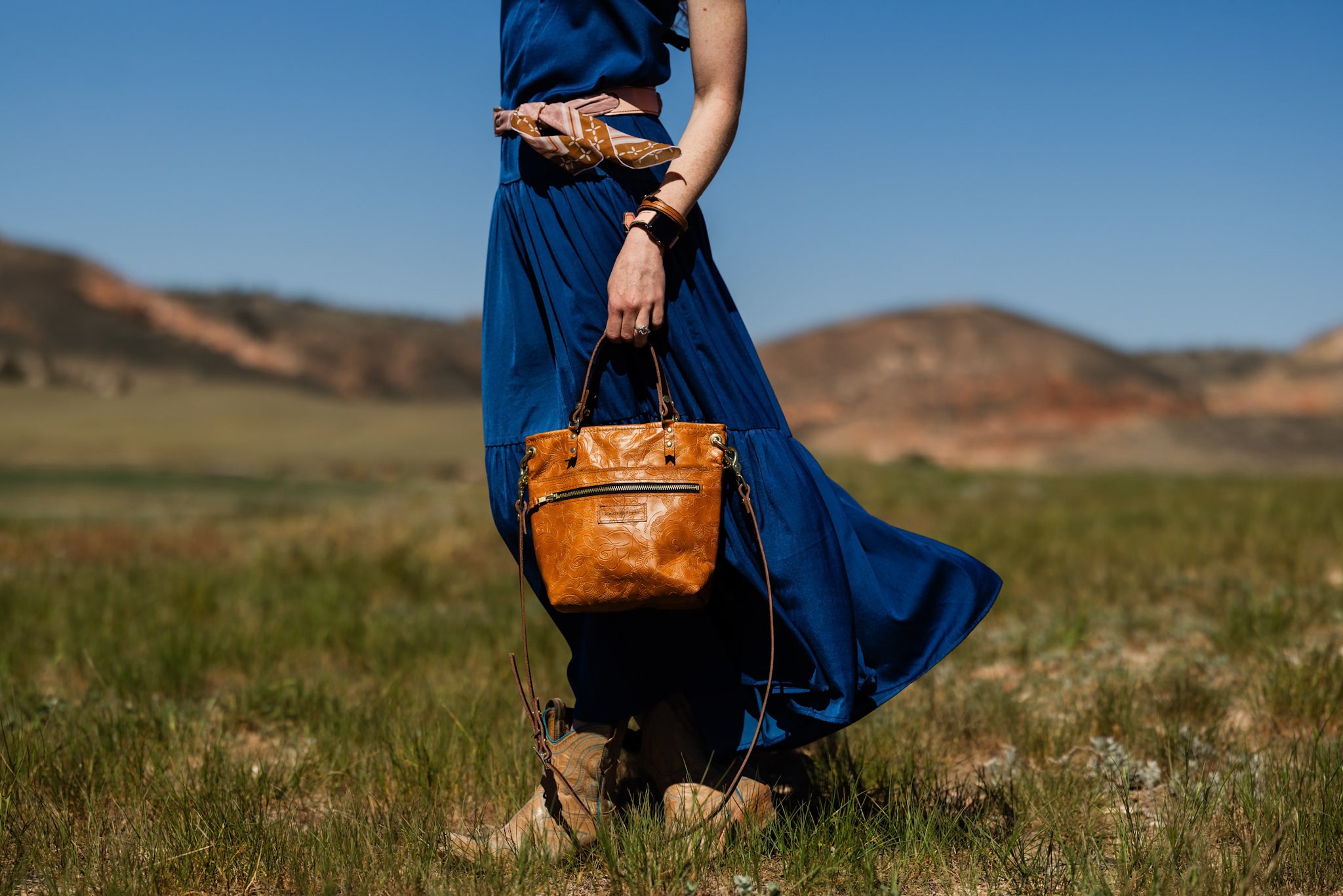 Vintage Cowgirl Collection | Amika Satchel + Crossbody | Golden Rose Embossed