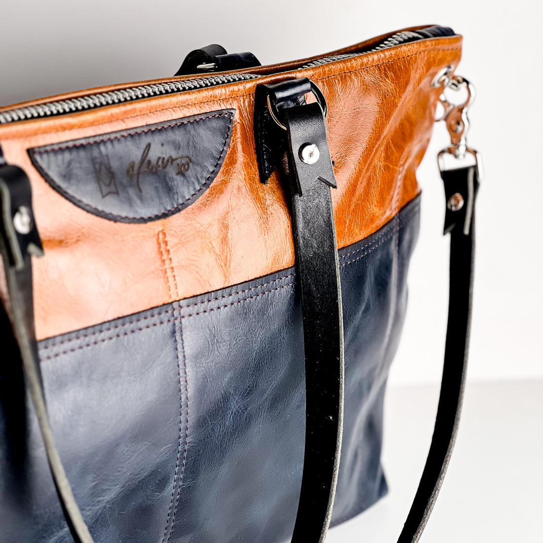 XO Collection | Lexie Brief Crossbody + Shoulder Tote | Whiskey + Navy