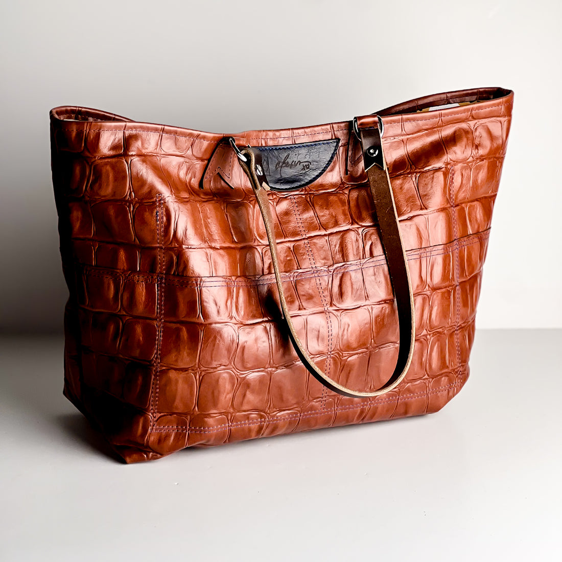 XO Collection | Charlotte Shoulder Tote | Brown Croc
