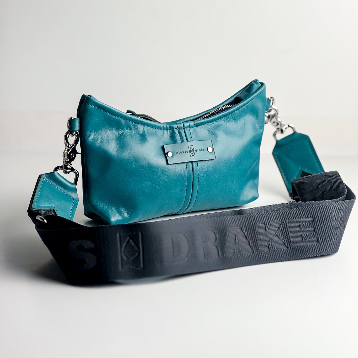 Relaxed Riviera Collection | Penelope Crossbody | Blue Lagoon