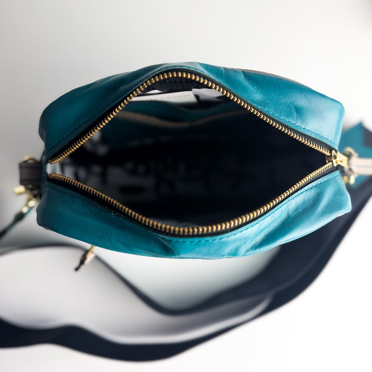 Relaxed Riviera Collection | Maeve Crossbody | Lagoon Blue