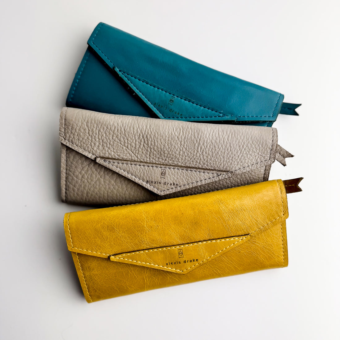Relaxed Riviera Collection | Genevieve Wallet | Lagoon Blue