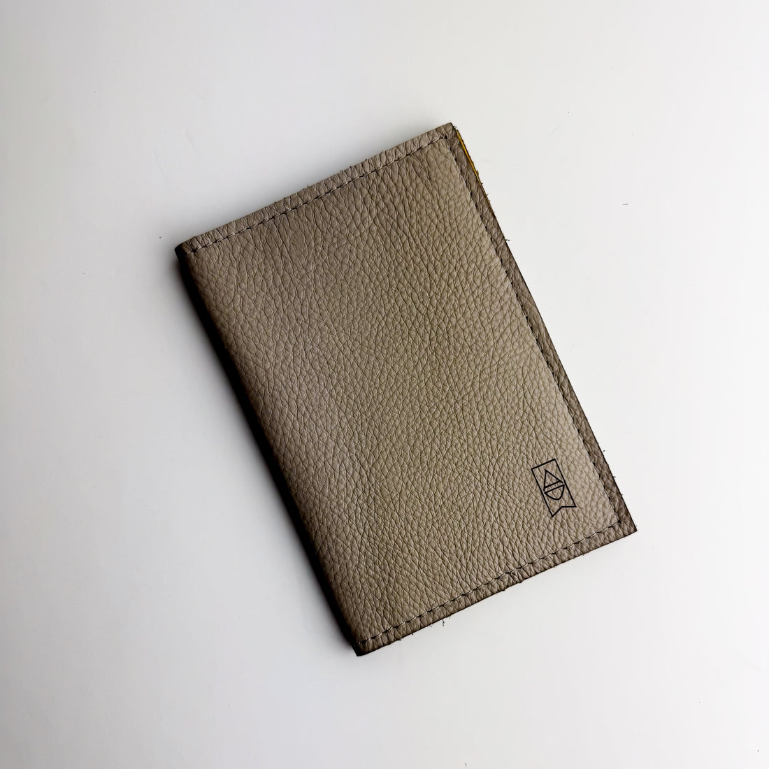 Relaxed Riviera Collection | Passport Capsule Wallet | Linen Gray