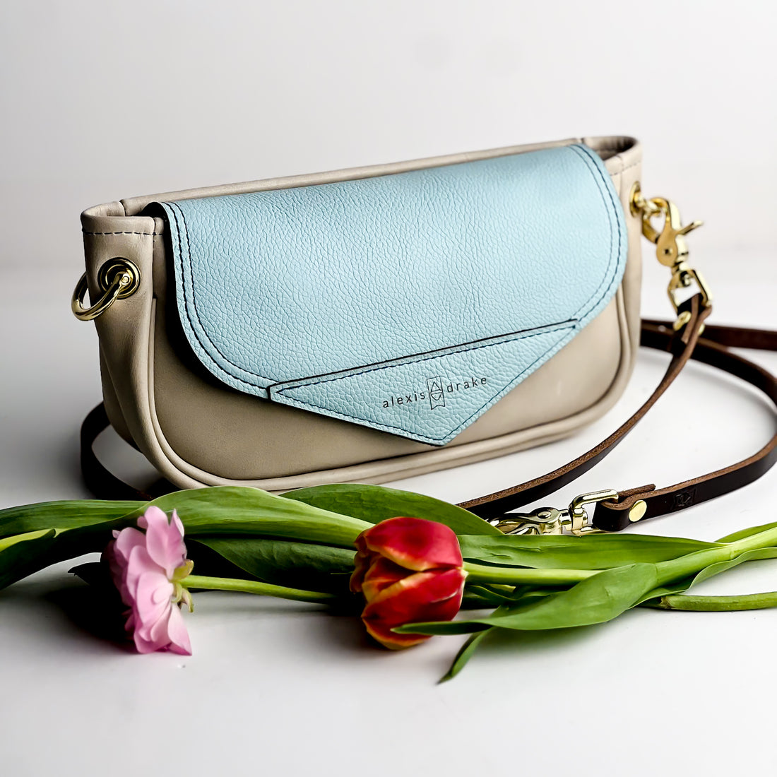 Practically Perfect Collection | Violet Clutch + Crossbody | Sky + Vanilla