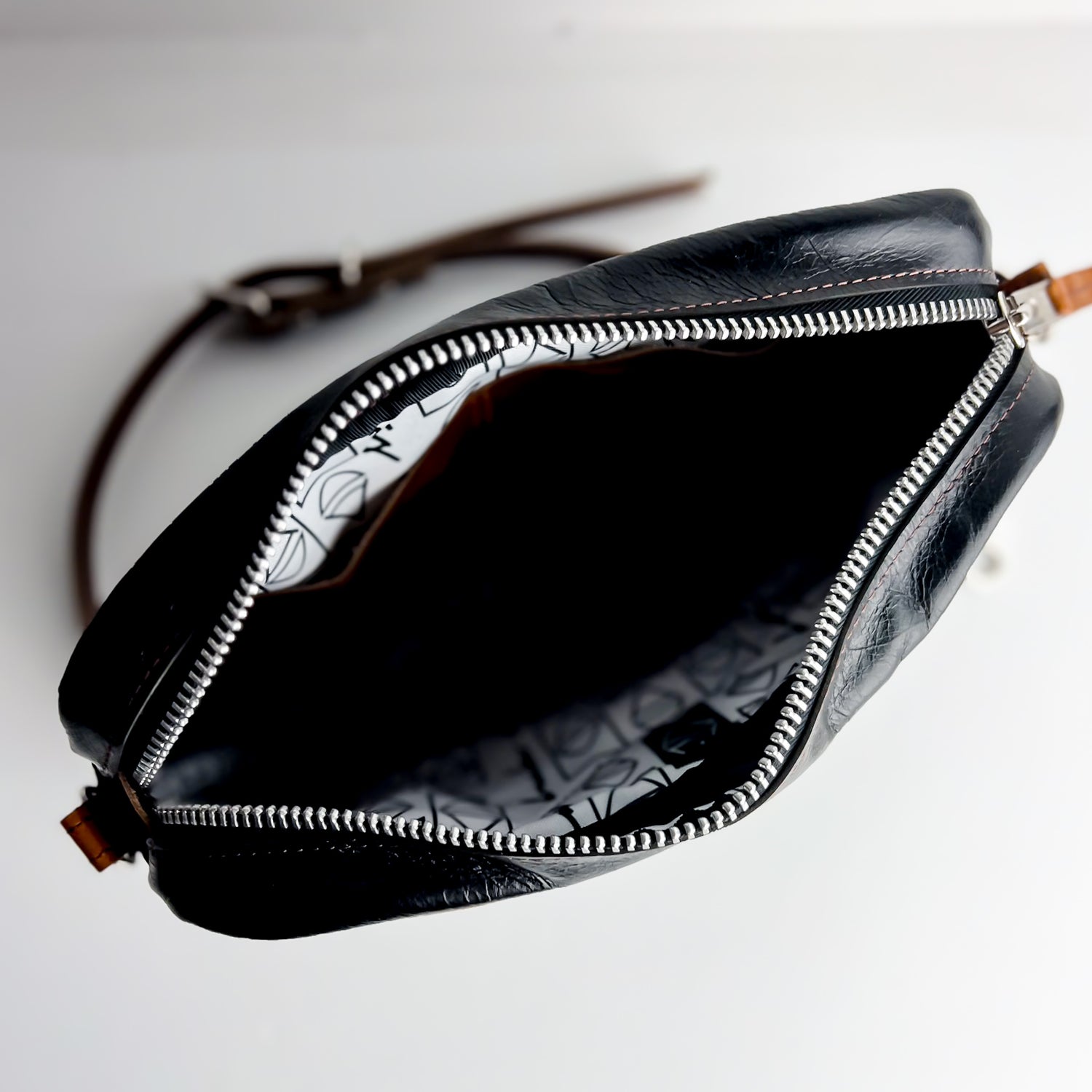 Everyday Collection | Rex Crossbody | Black + Whiskey